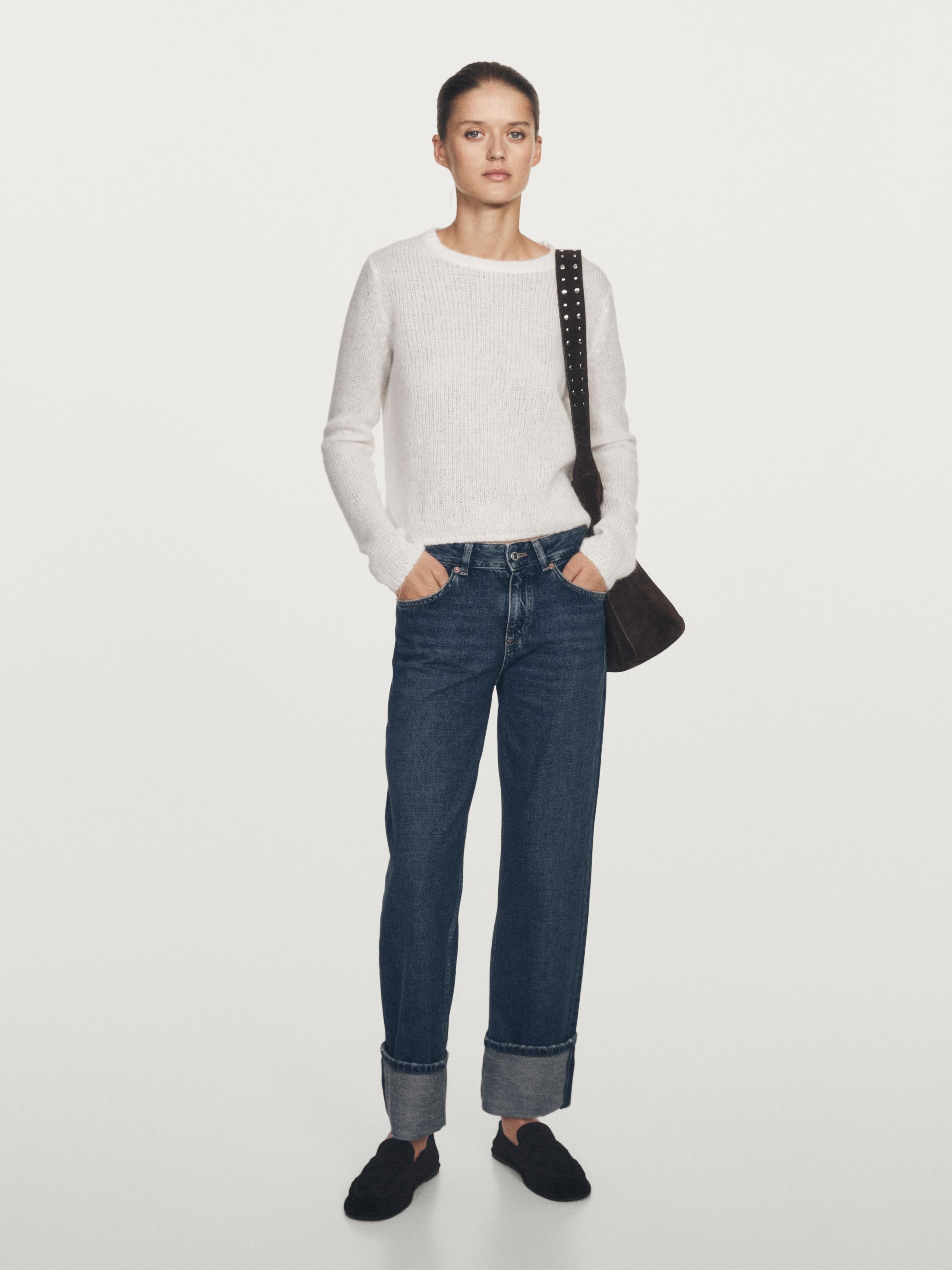 Low-rise straight-leg jeans
