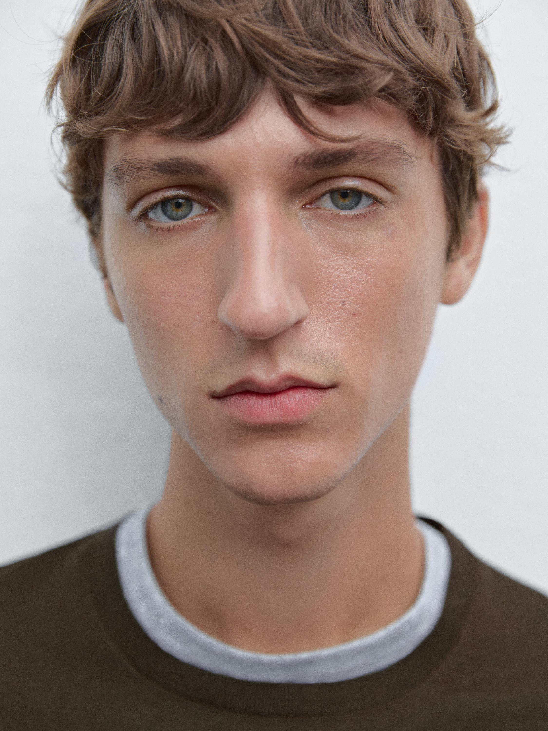 Pull col rond en maille de laine mérinos