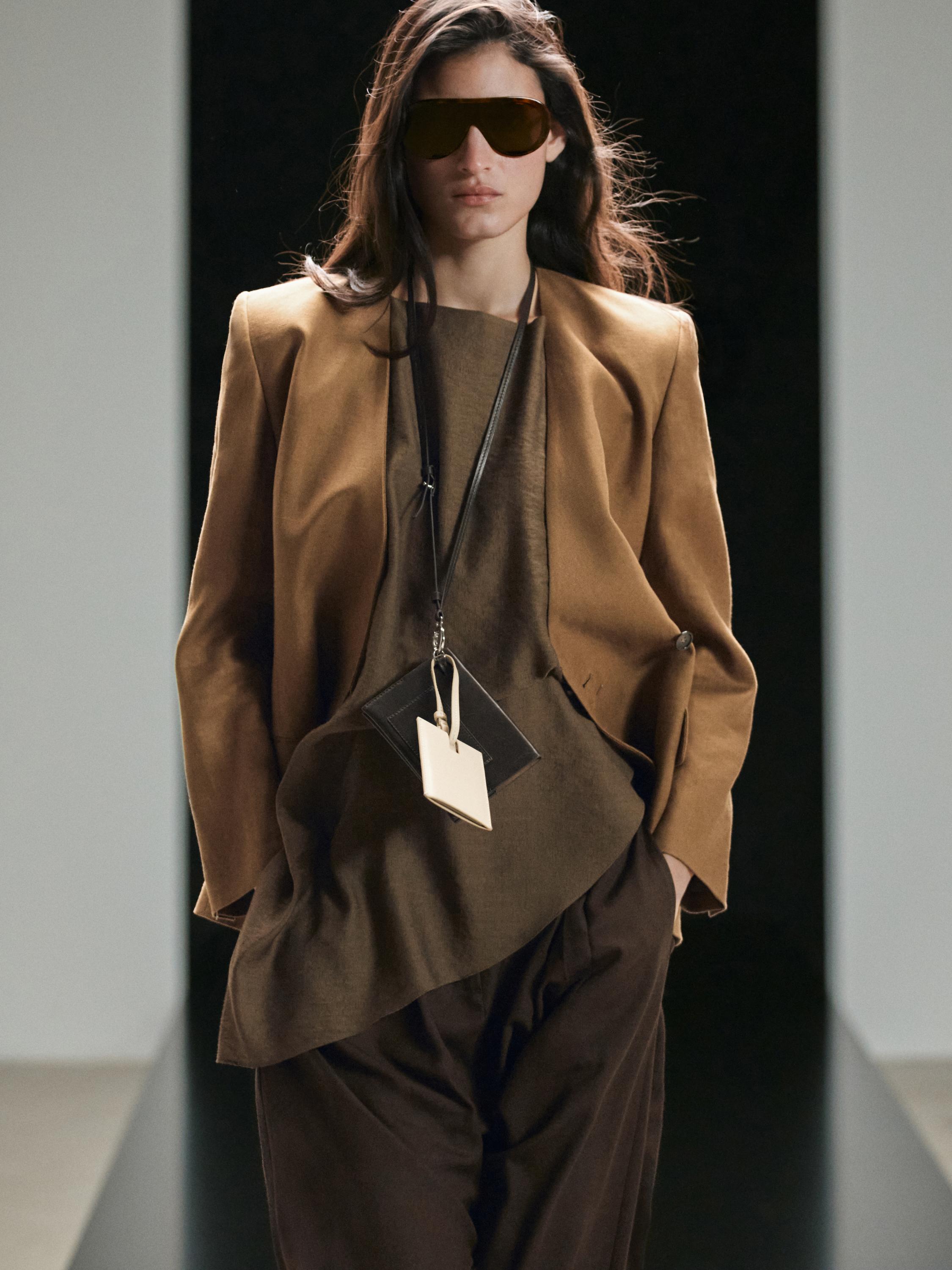 100% linen lapelless double-breasted blazer — CAMEL