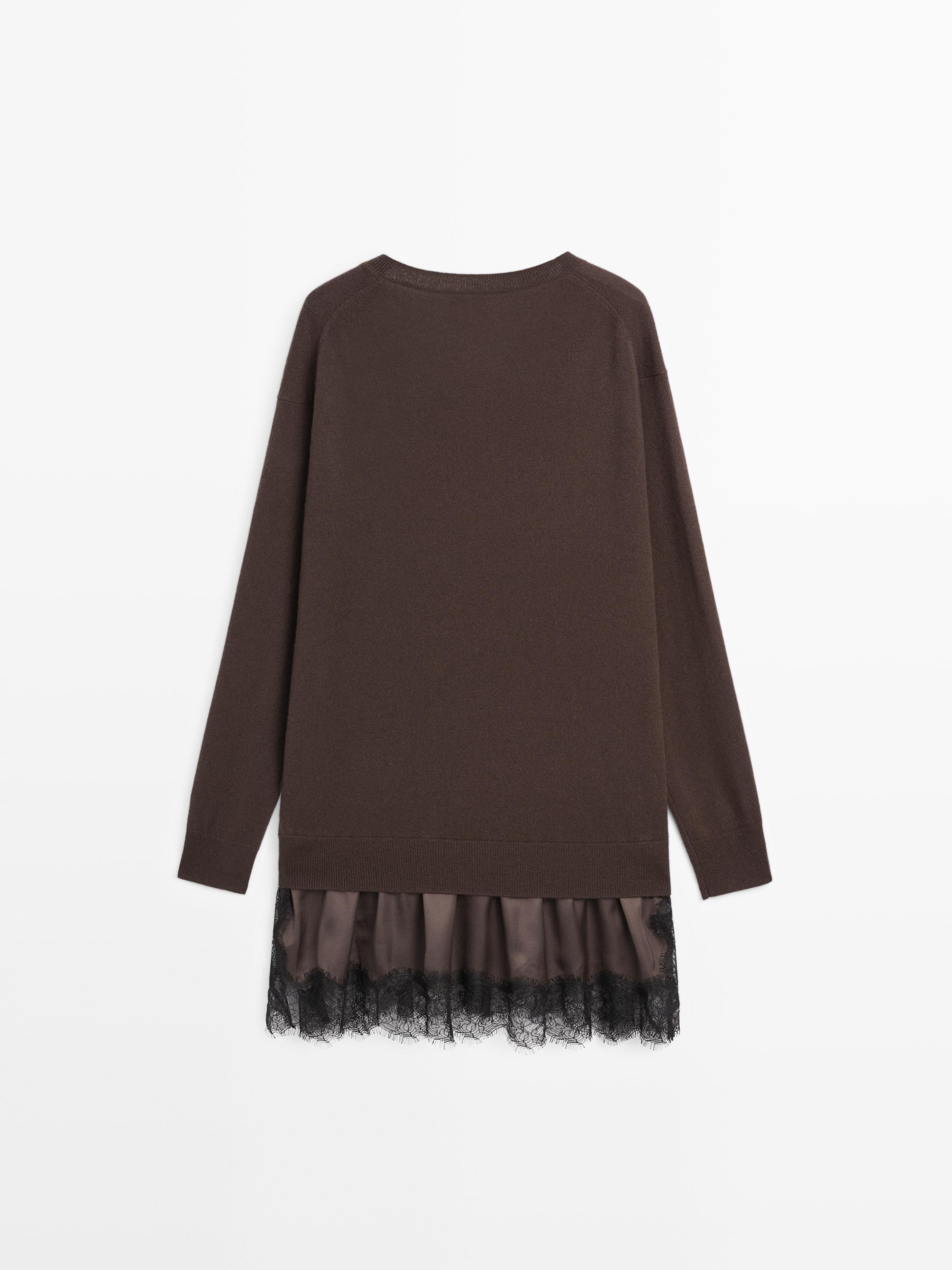 Short knit dress with contrast lace