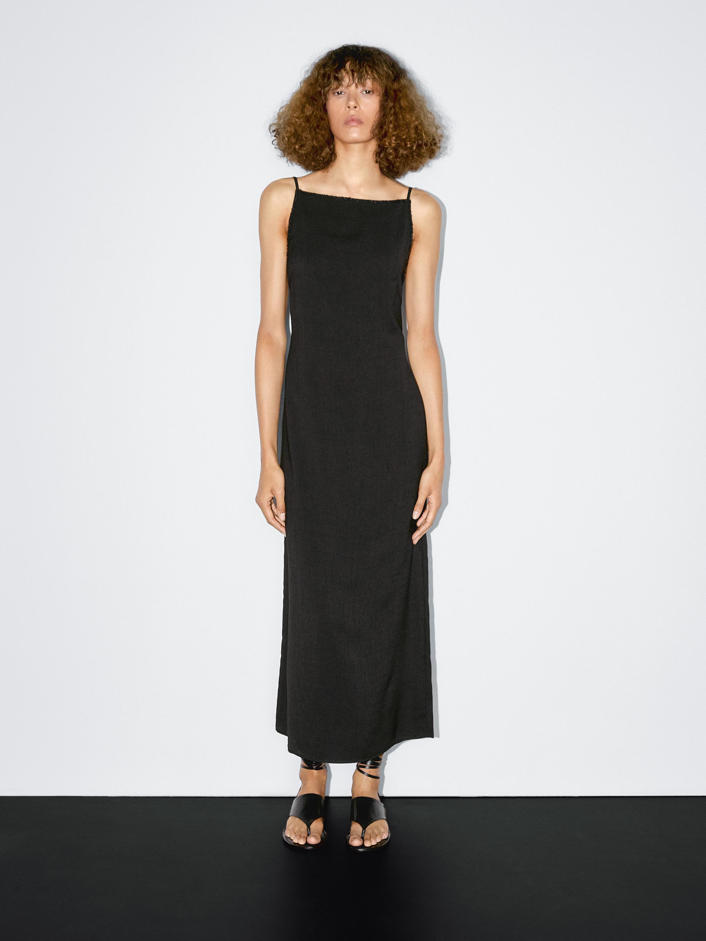 Langes Kleid mit Strass