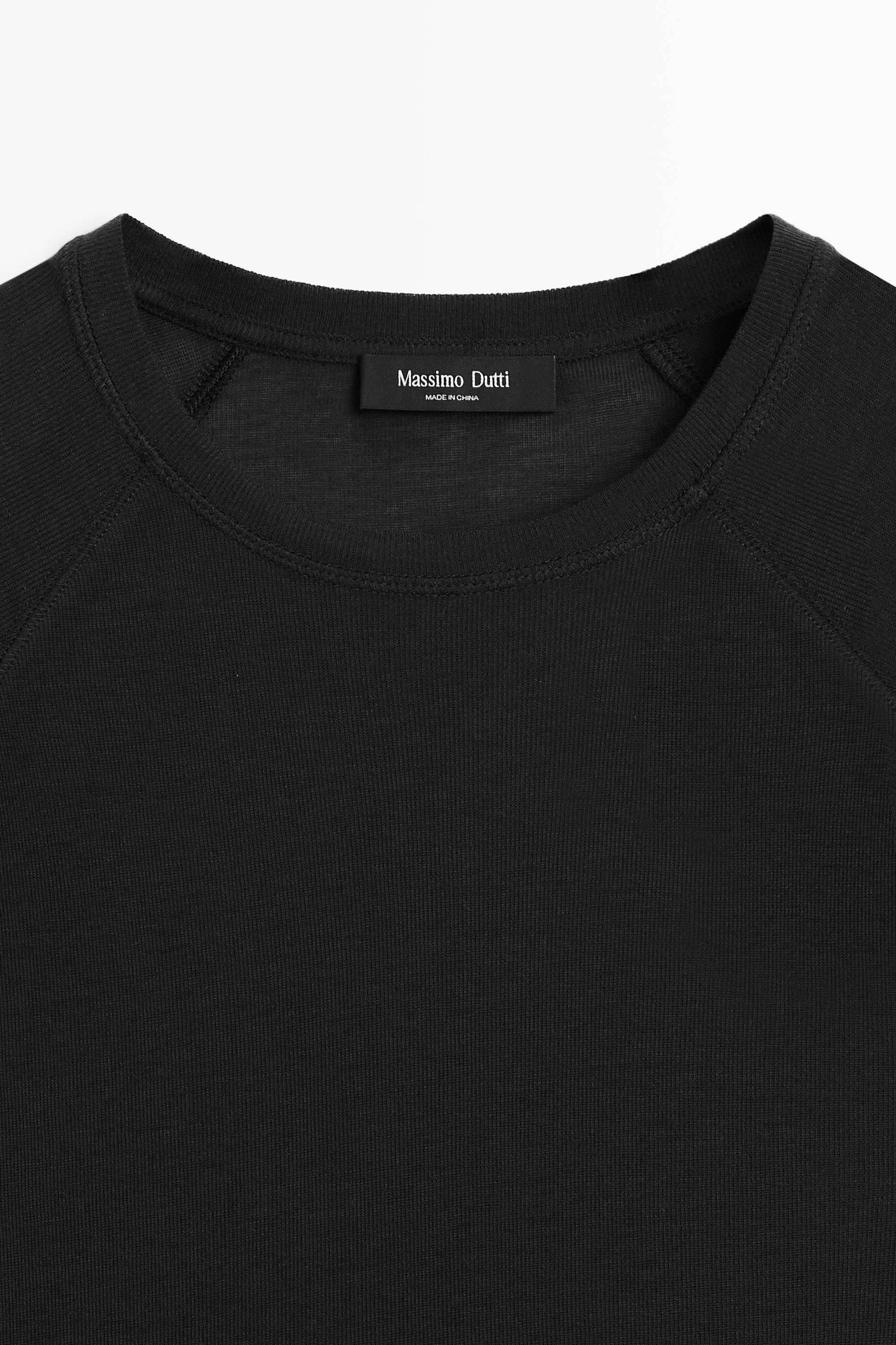 Short sleeve raglan T-shirt — BLACK