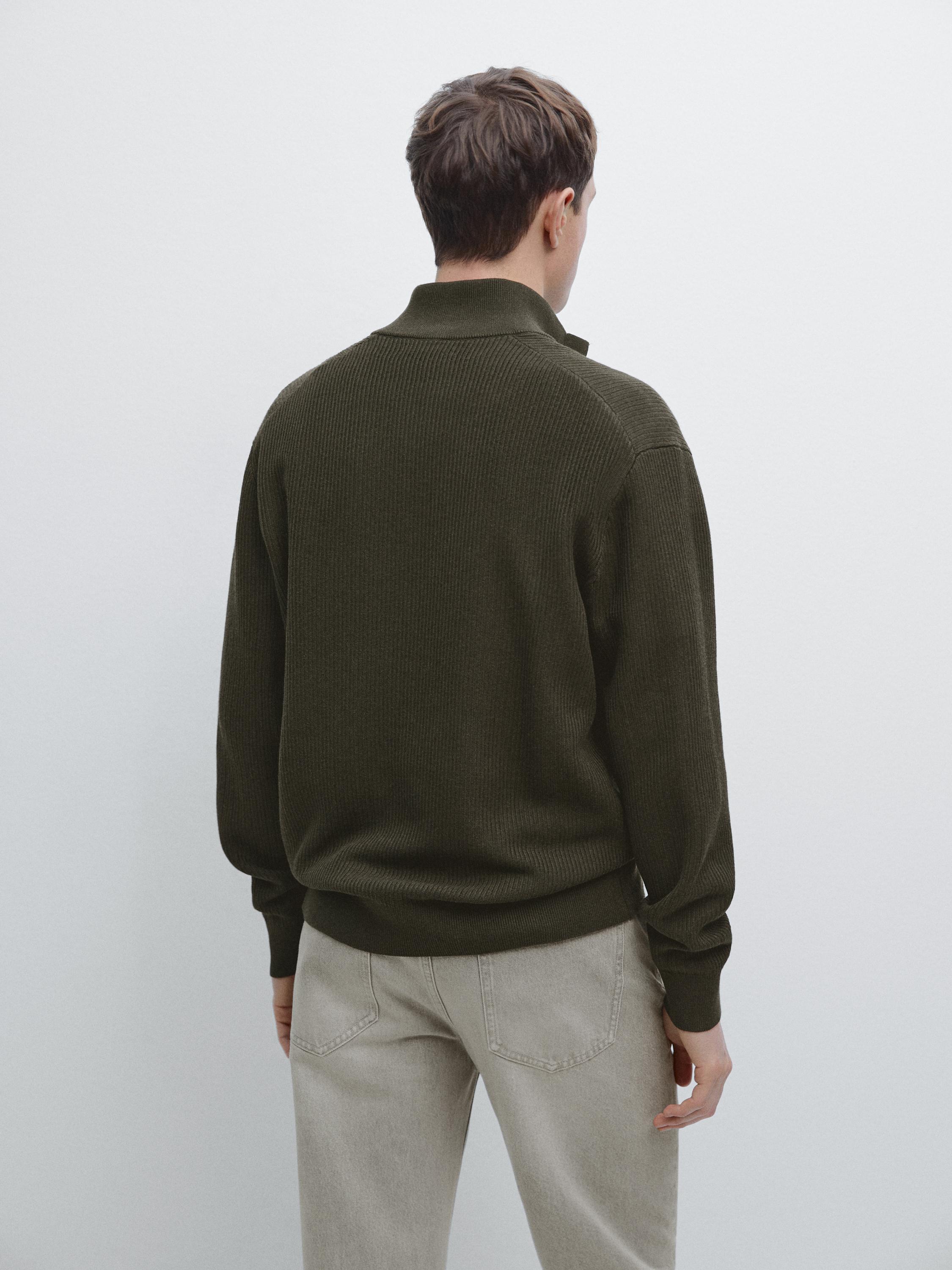 Mock neck knit sweater with V-neck — DARK GREEN