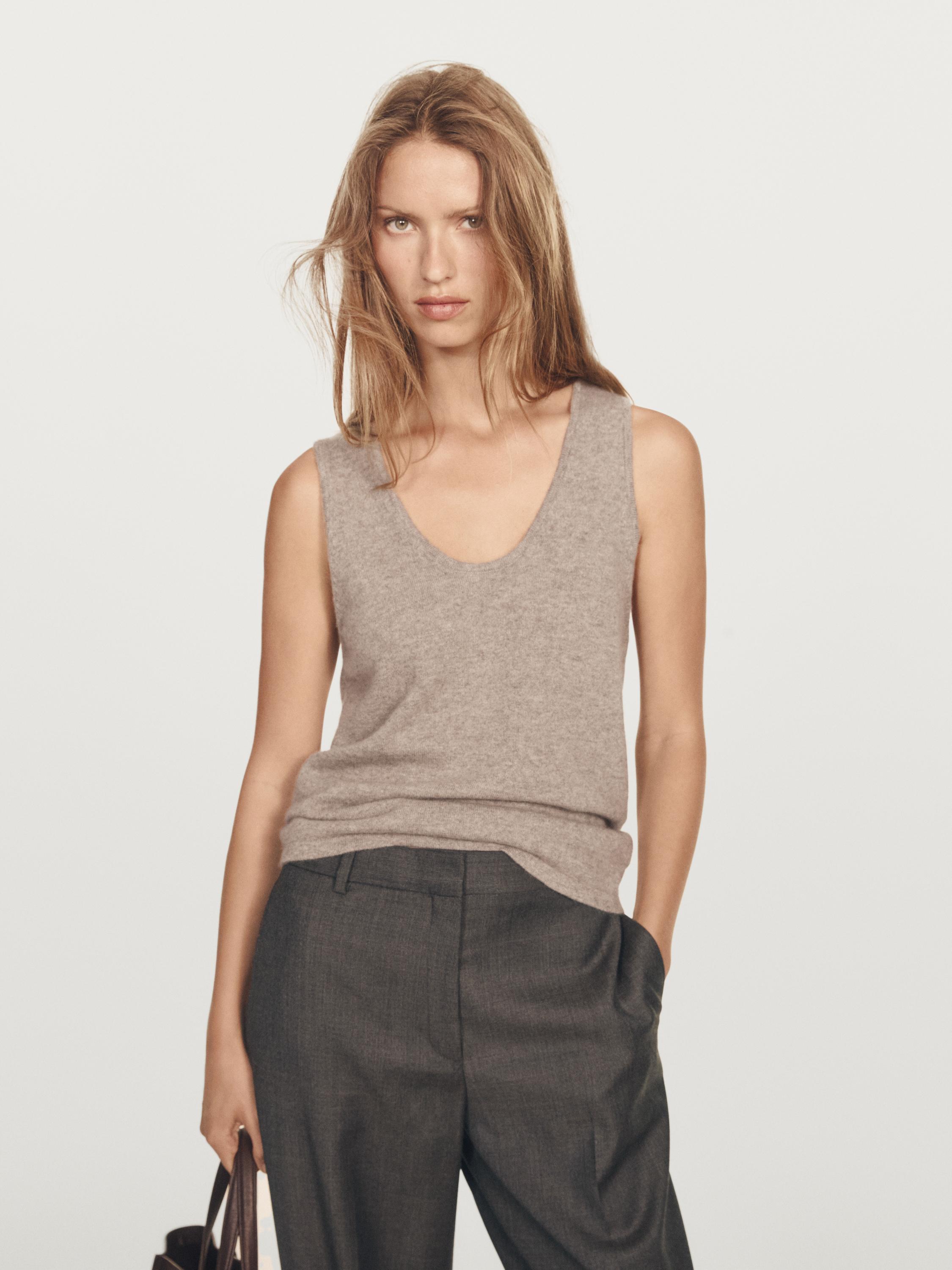 Round neck cashmere top