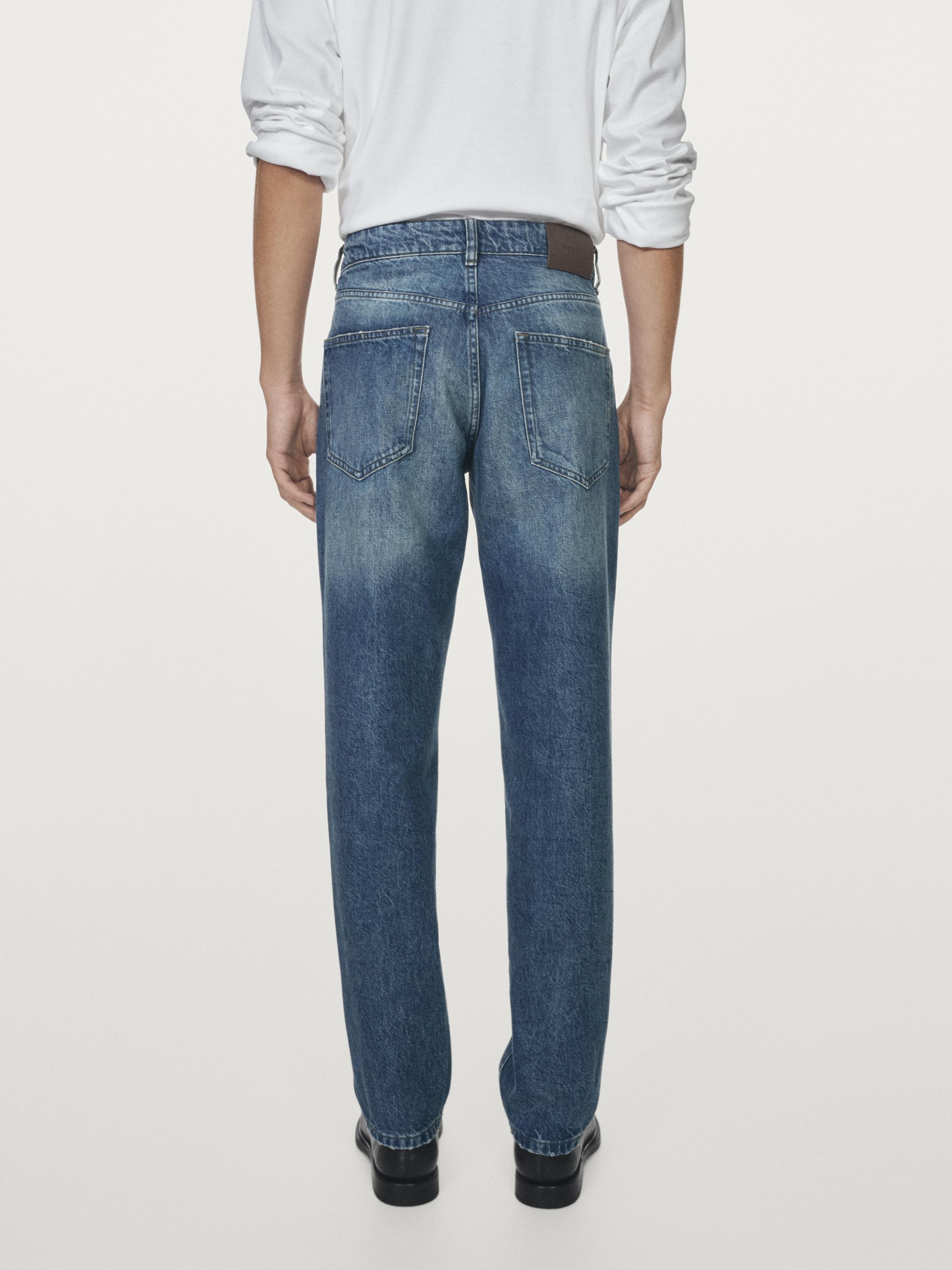 Tapered fit jeans