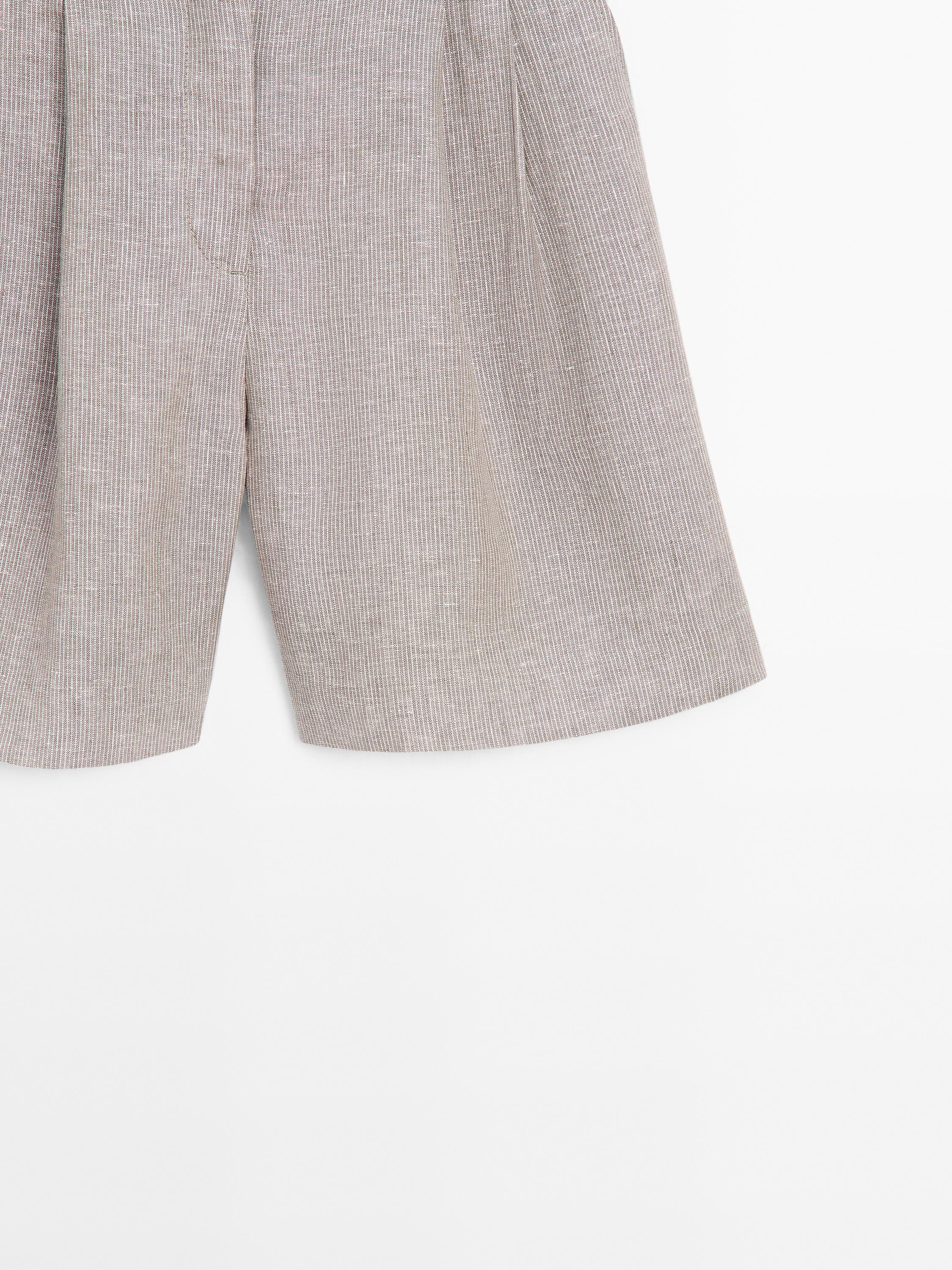 Pinstriped 100% linen Bermuda shorts