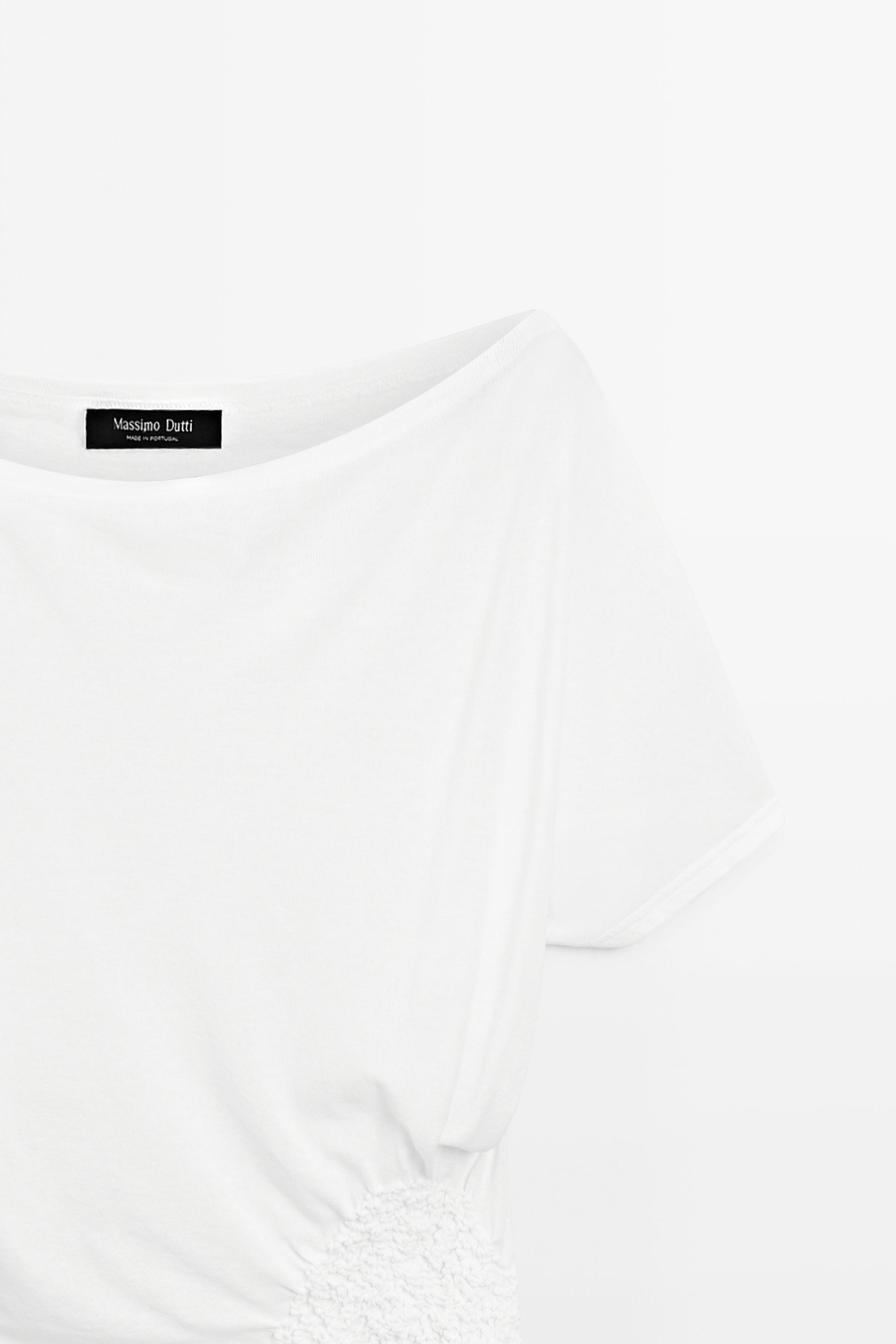 Asymmetric top with embroidered detail — Off white