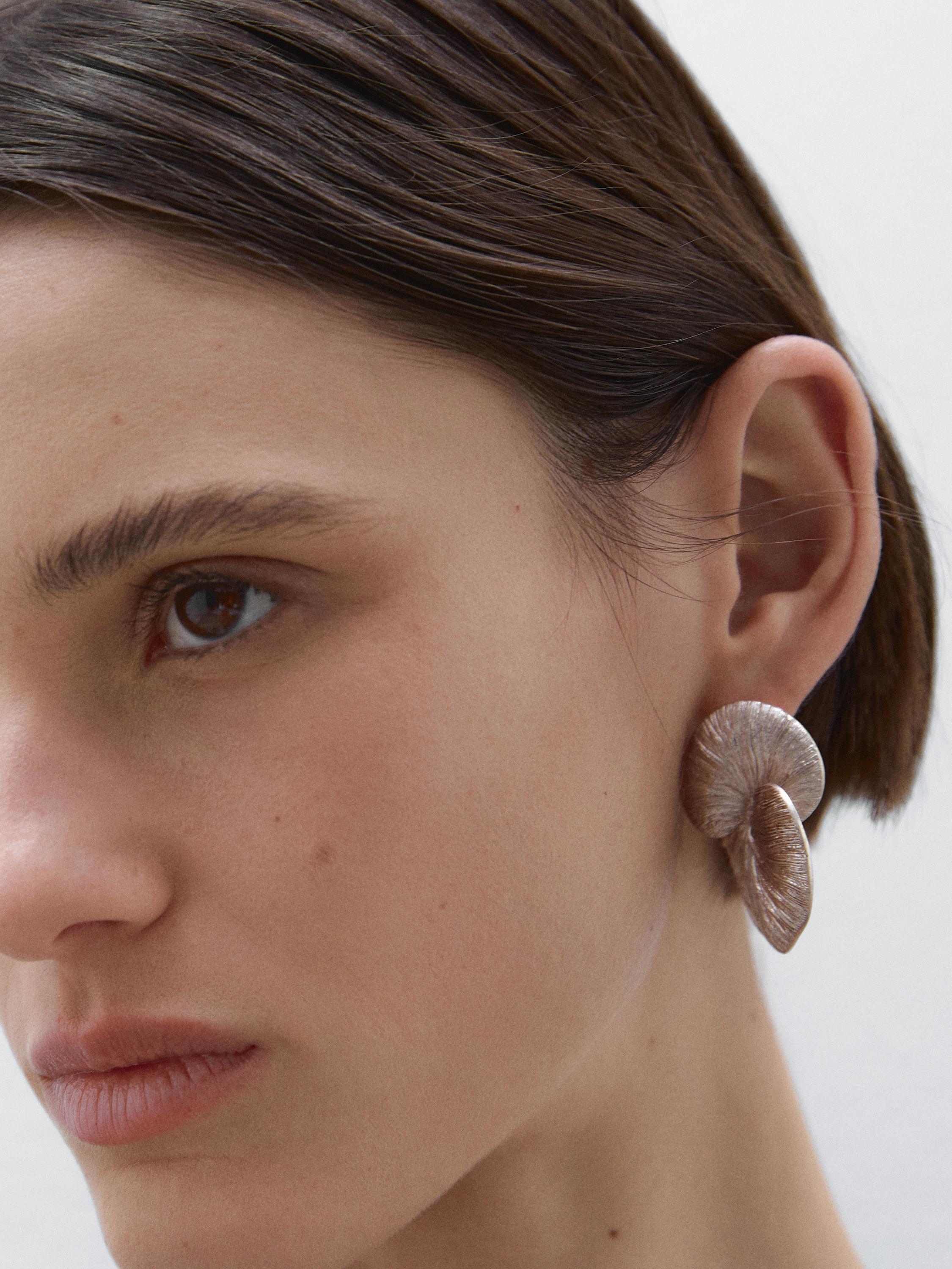 ★ Massimo Dutti★ seashell earrings 04605560808 04605560808-o10.jpg?ts=