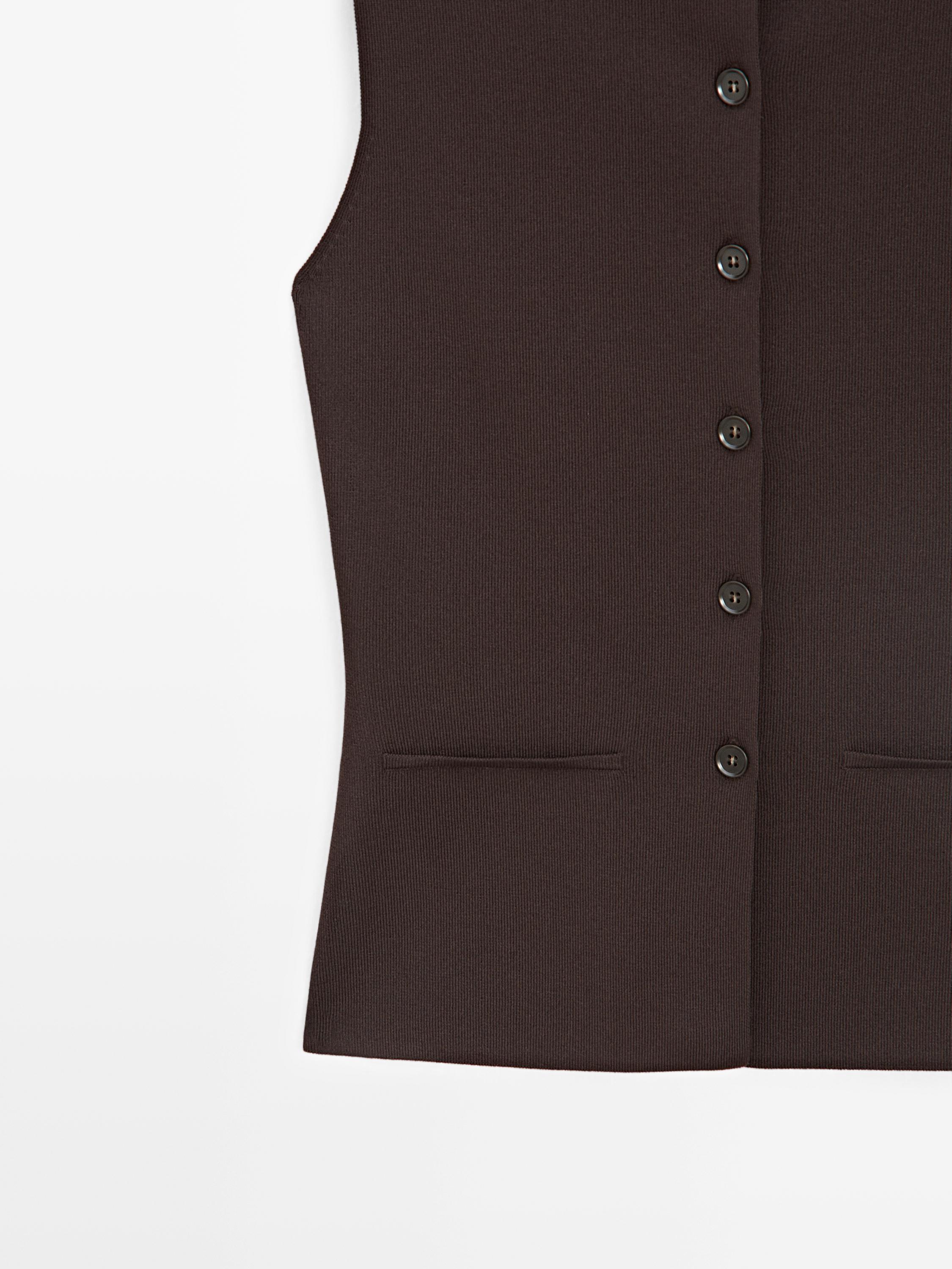 Knit vest with pocket details — BROWN