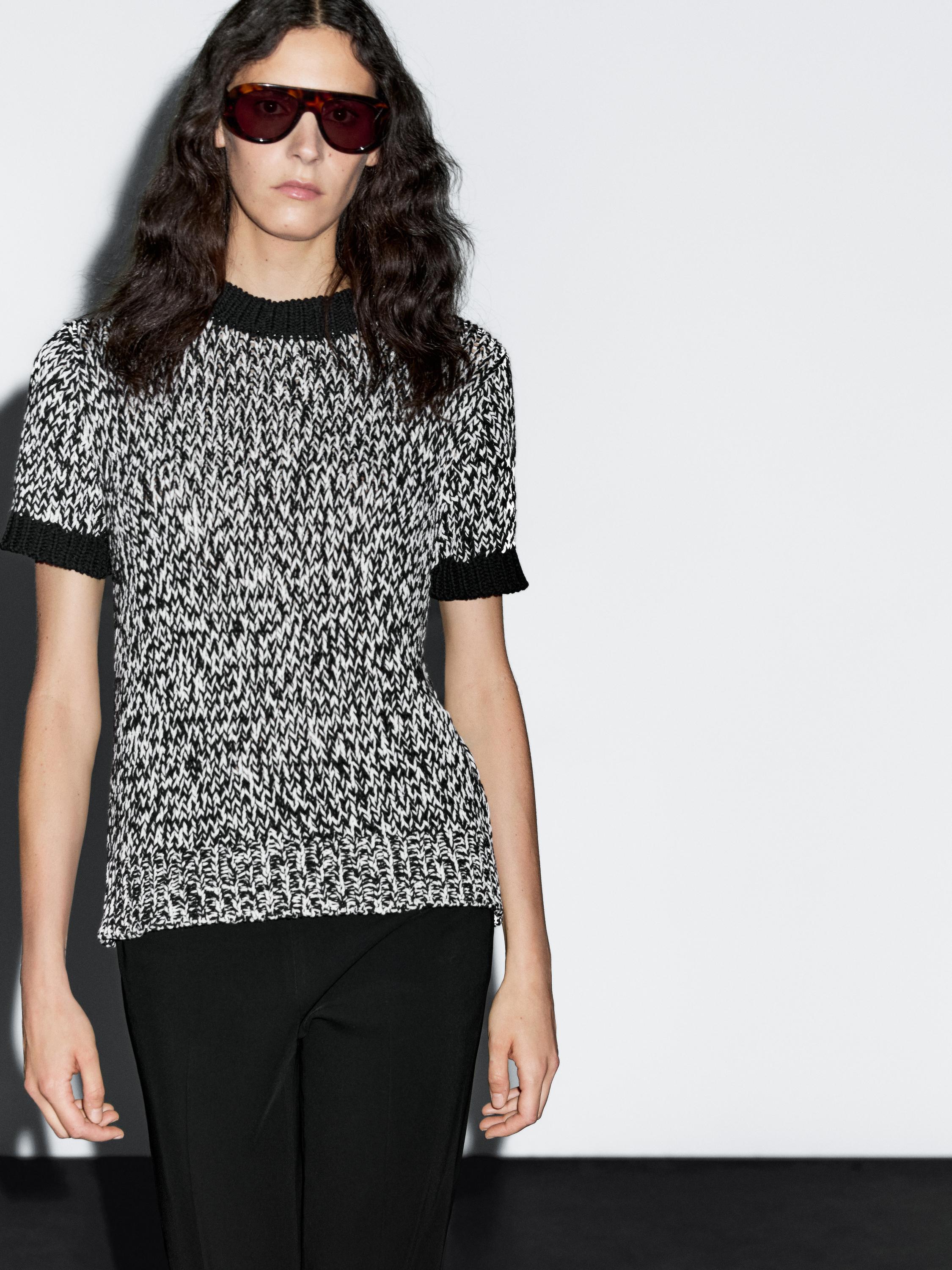 쇼트 슬리브 니트 스웨터