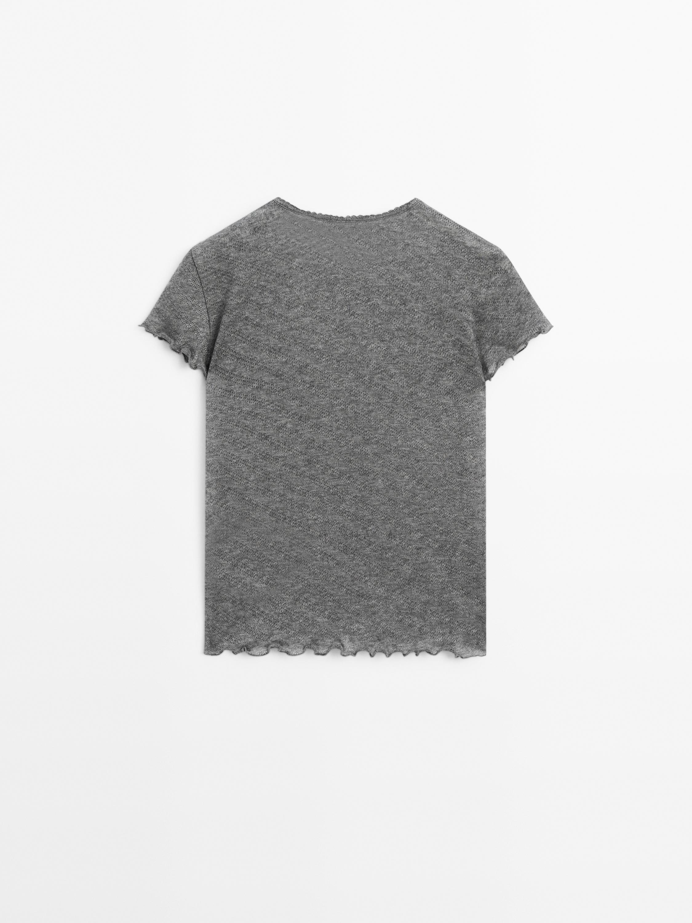 Short sleeve T-shirt