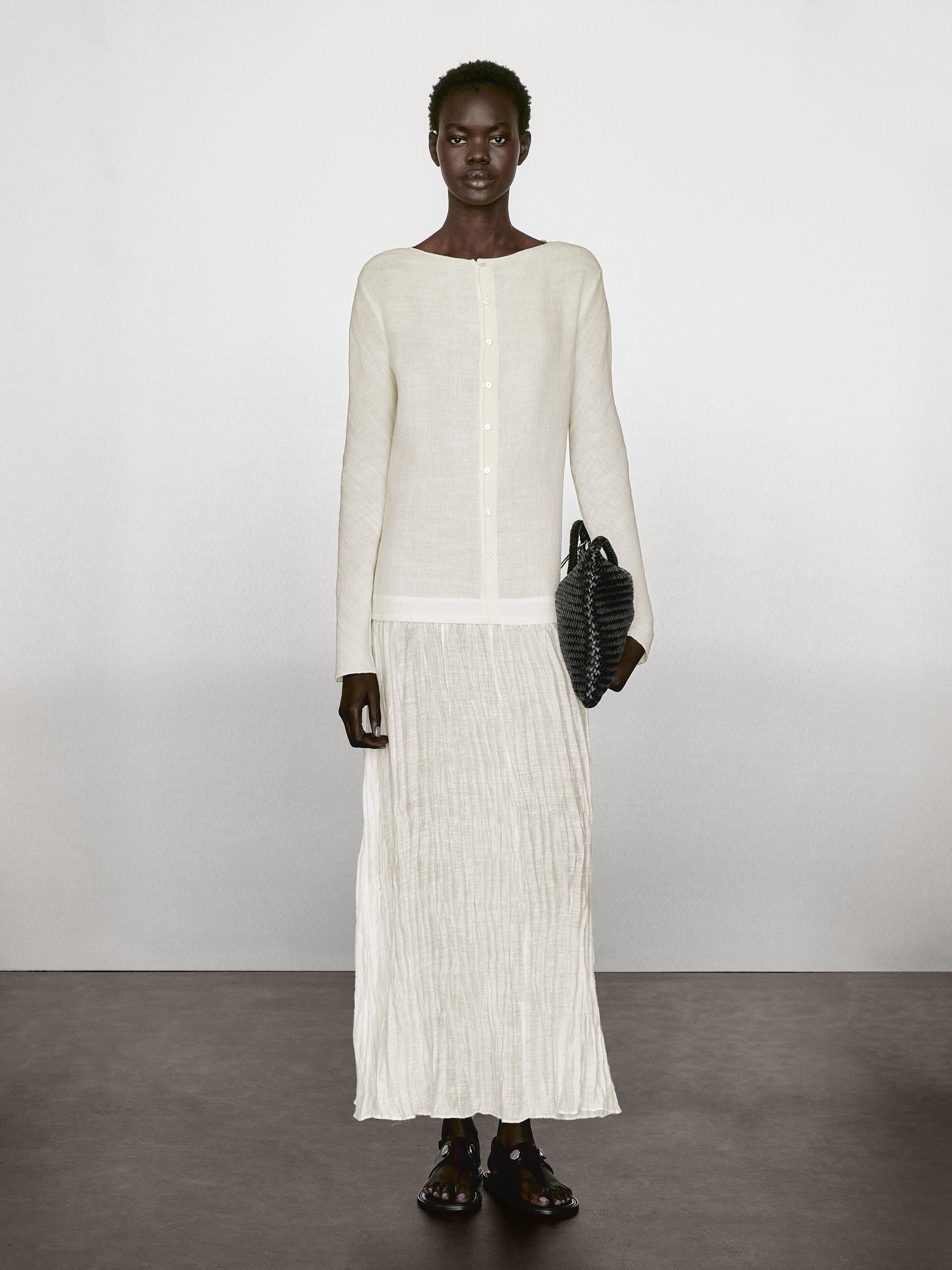 Long contrast pleated dress