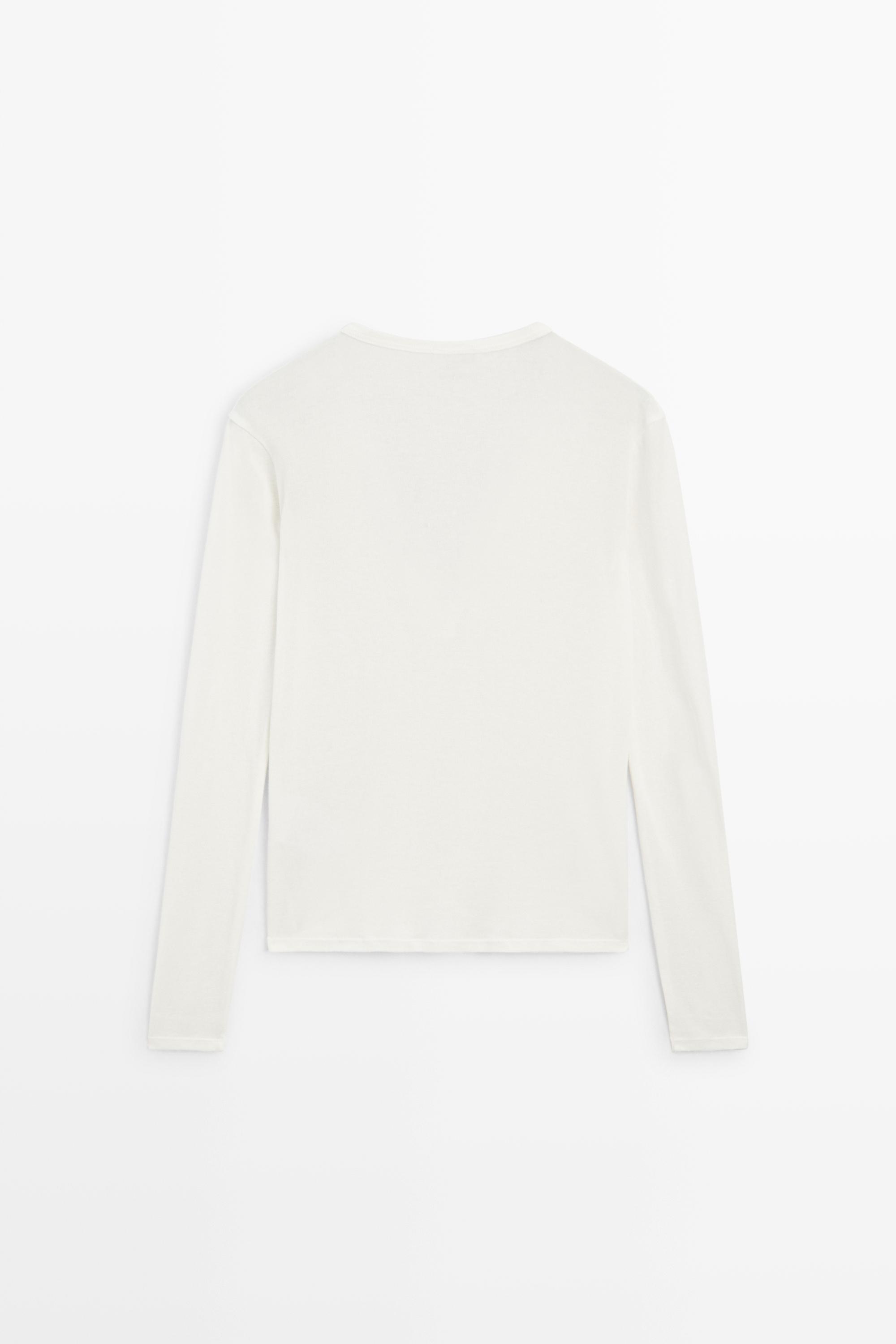 100% cotton V-neck T-shirt — CREAM