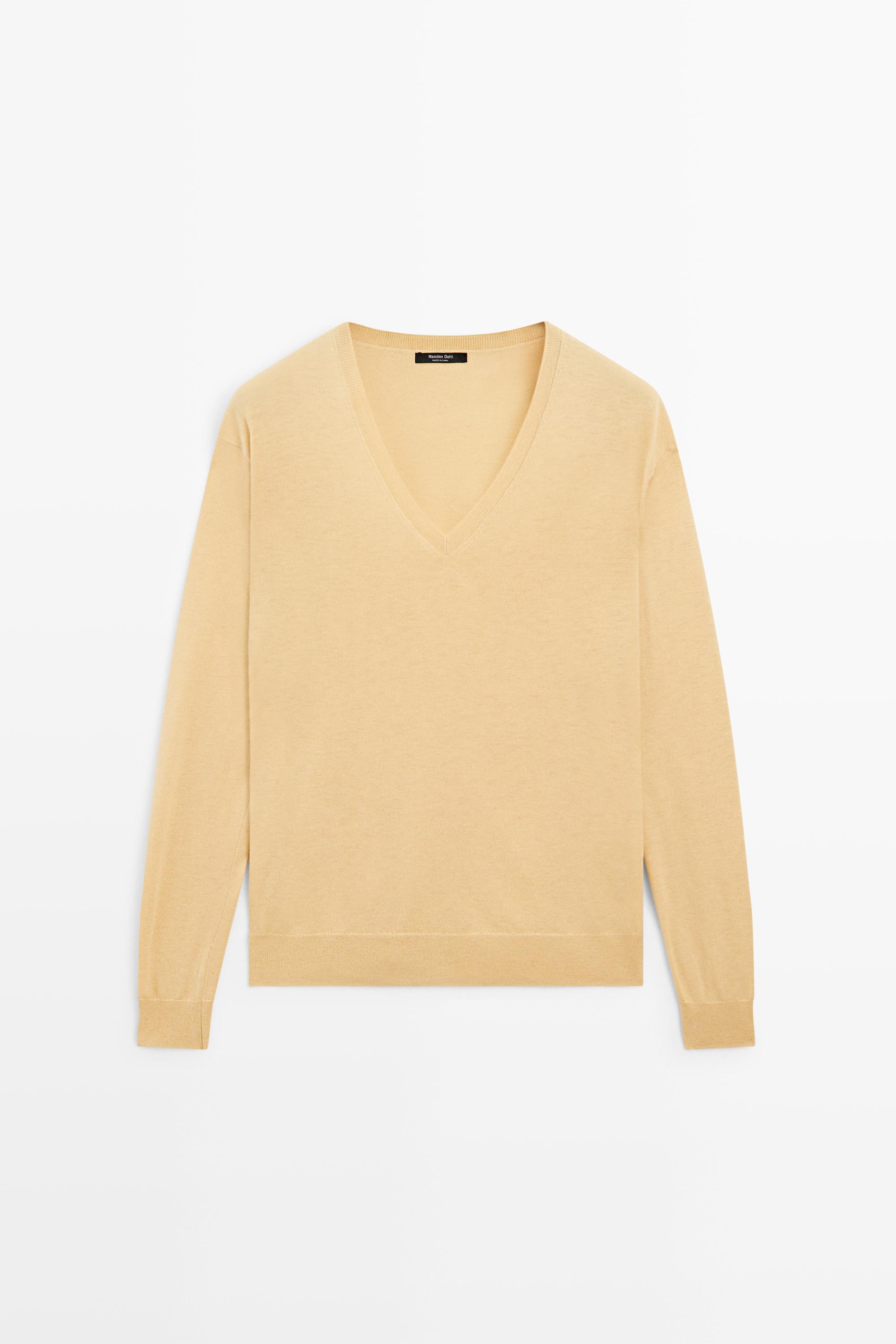 V-neck knit sweater — Vanilla
