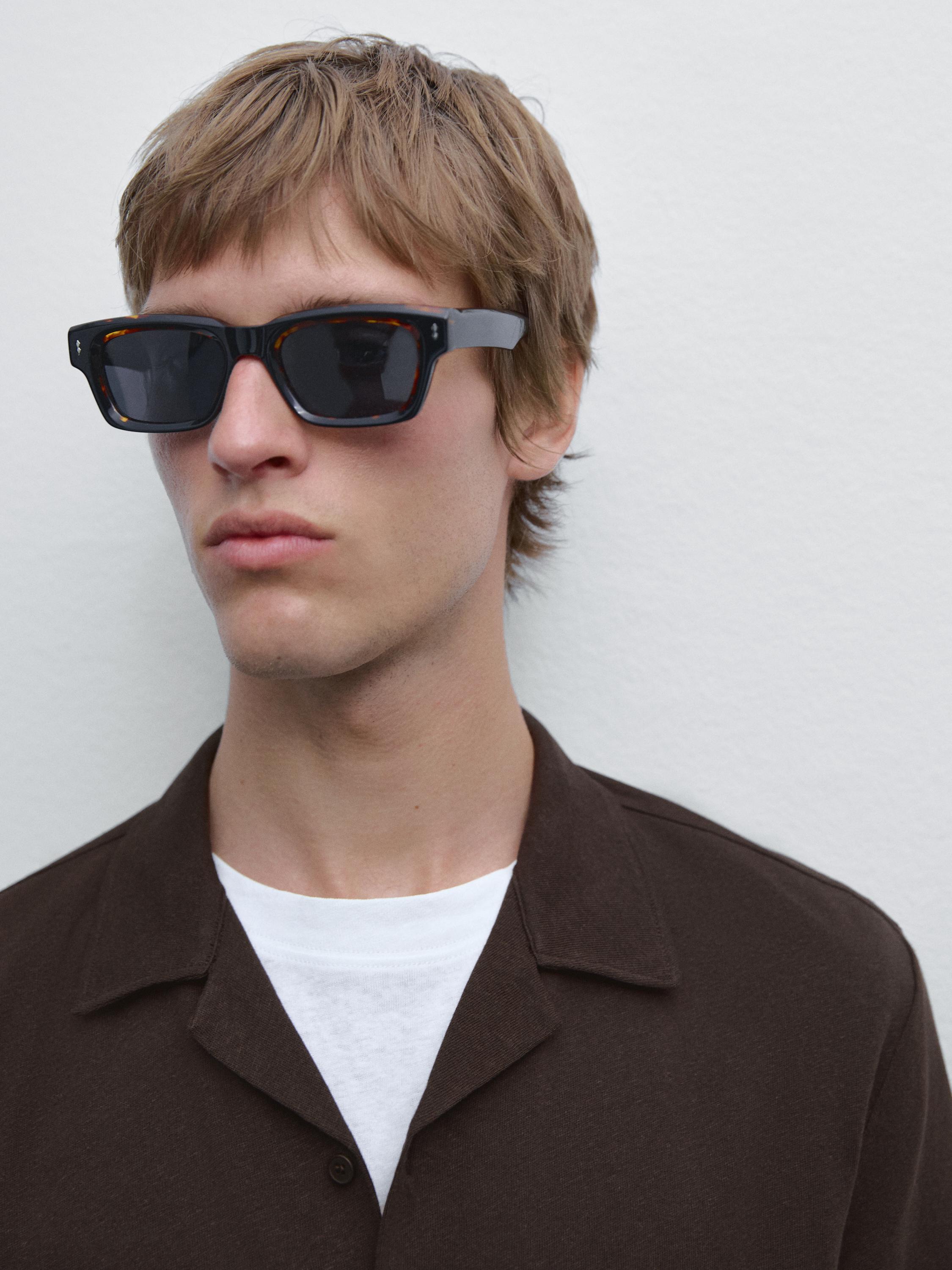 Linen blend short sleeve shirt