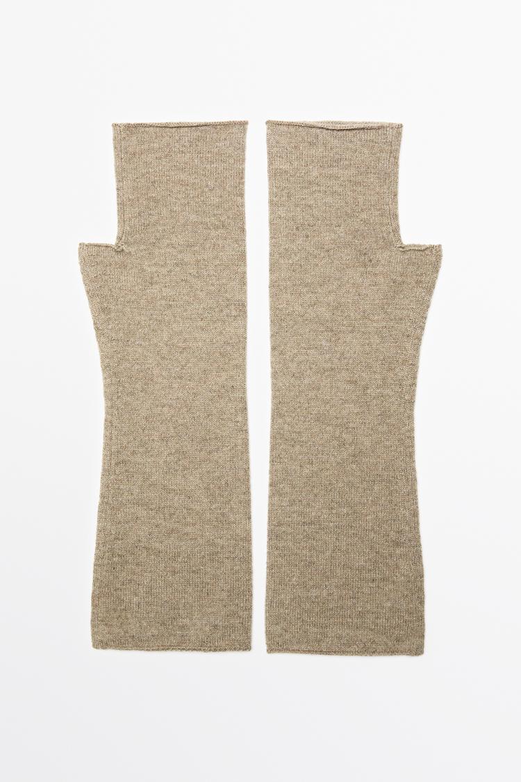 Wool and cashmere knit mittens — Washed