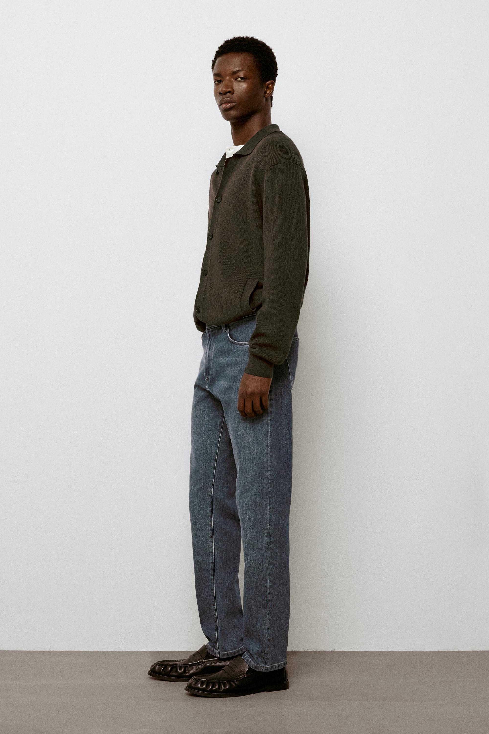 Enzymatic tapered fit jeans — DEEP BLUE