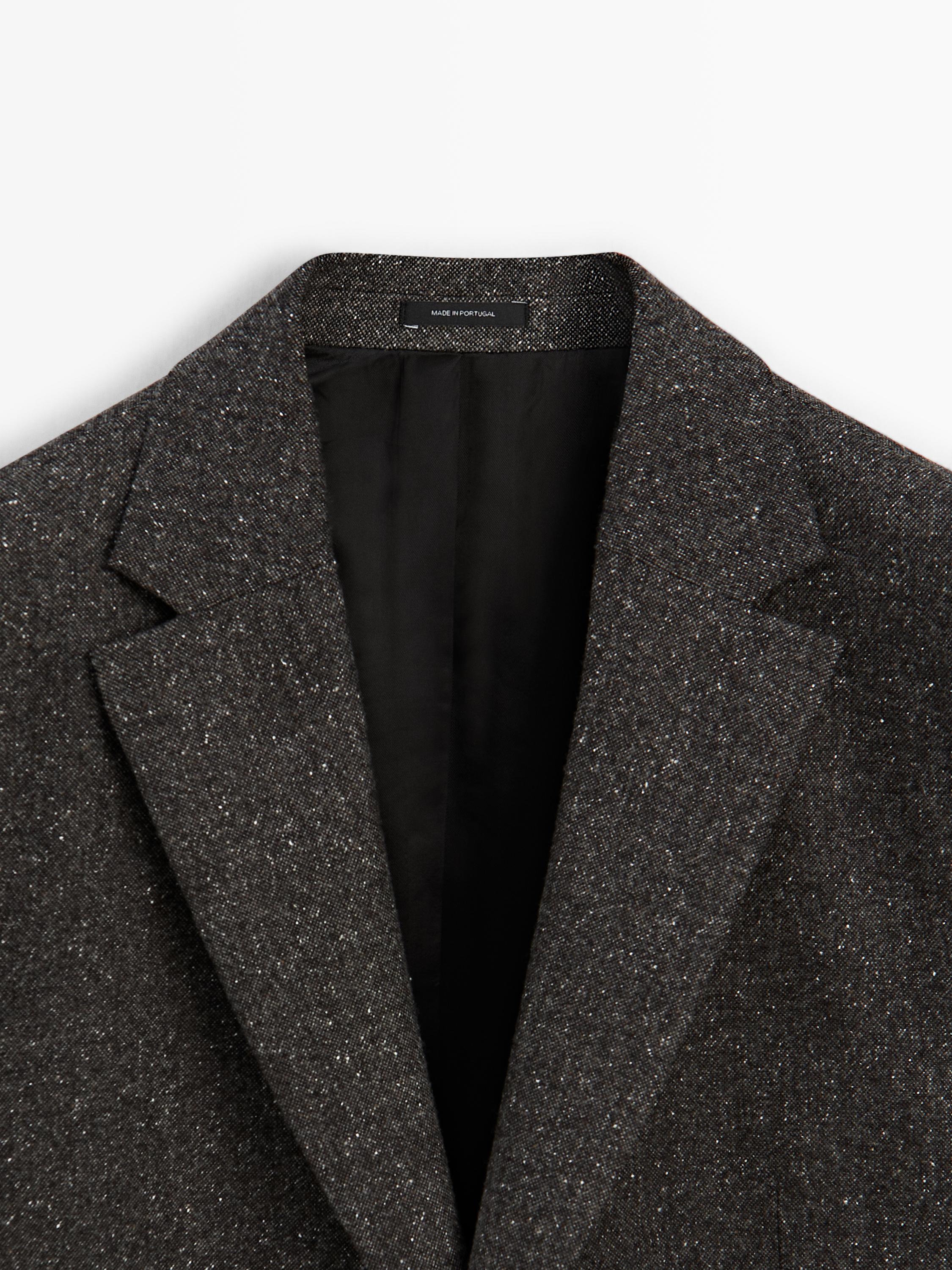 Wool blend buttoned jacket
