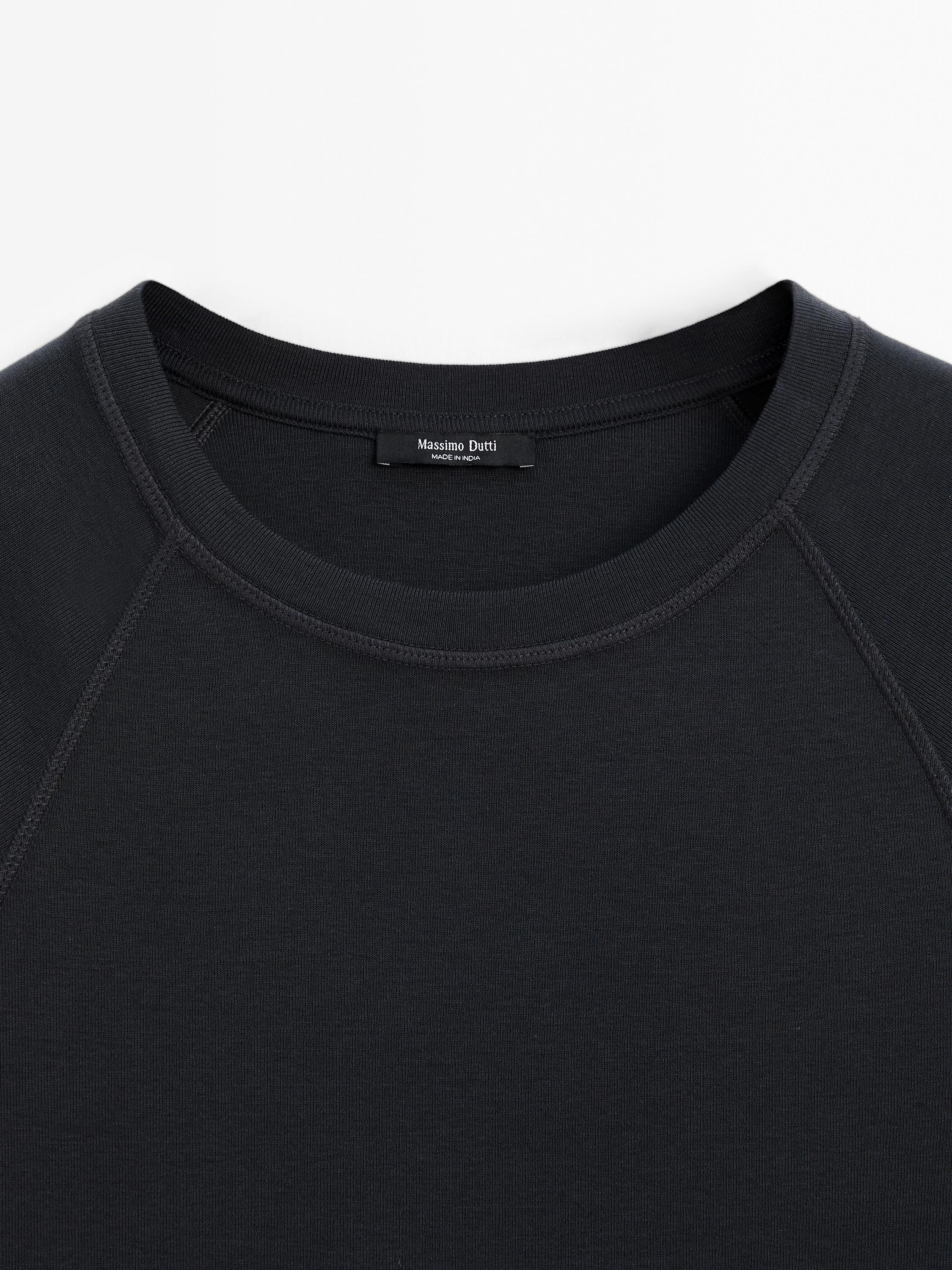 Slim fit raglan sleeve cotton T-shirt