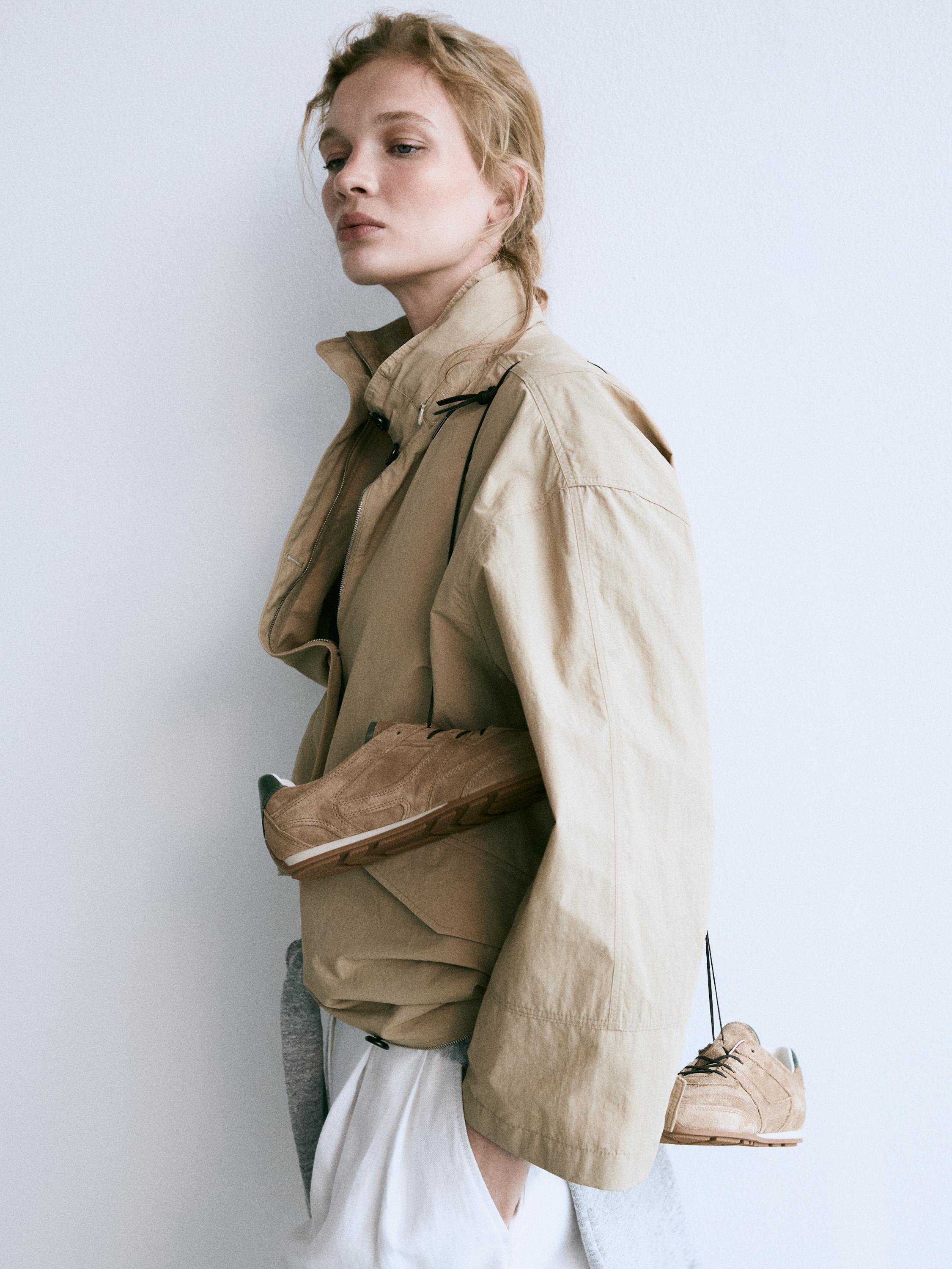 Split leather trainers with piece details — OCHRE