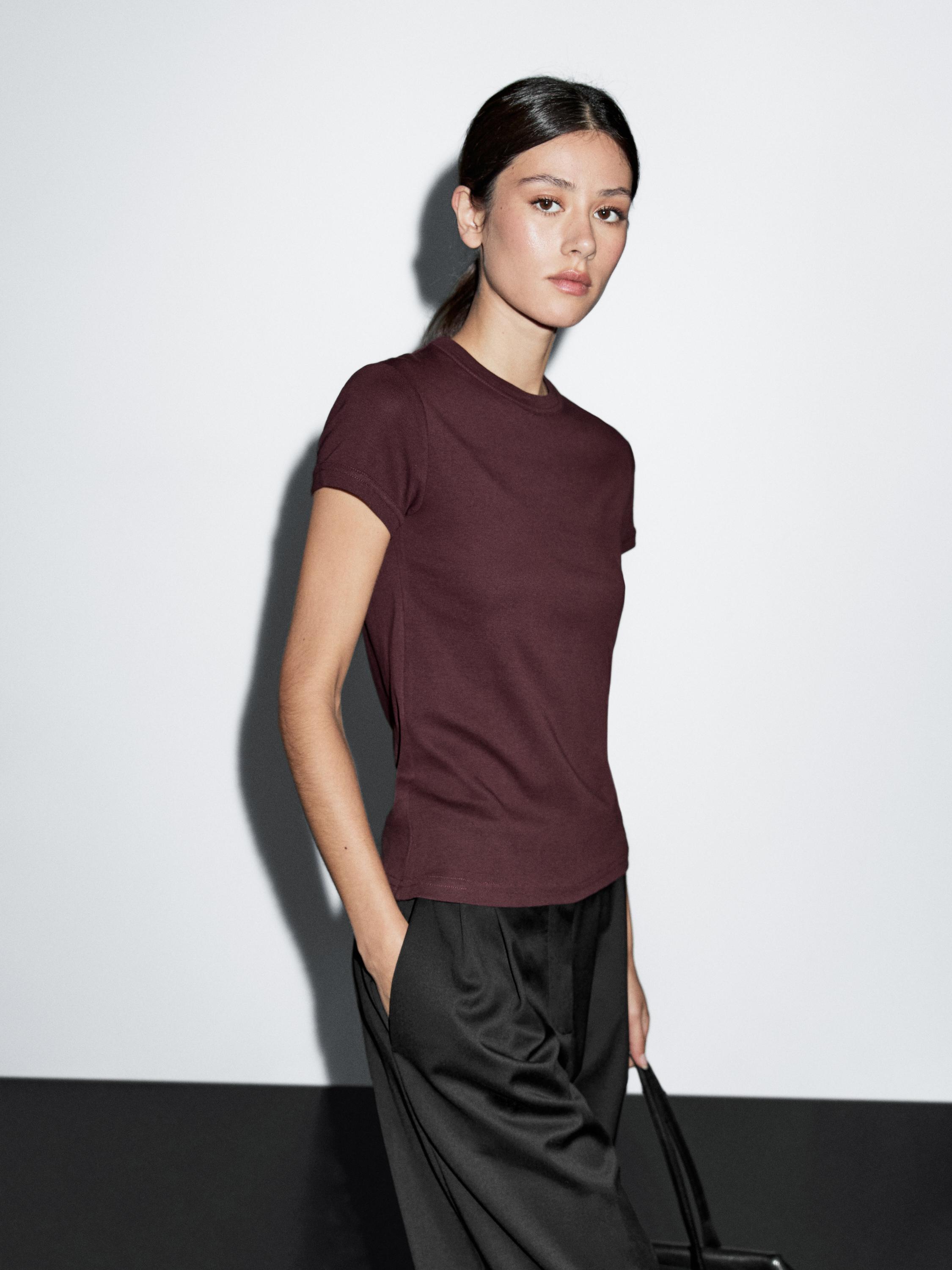 100% cotton short-sleeve T-shirt