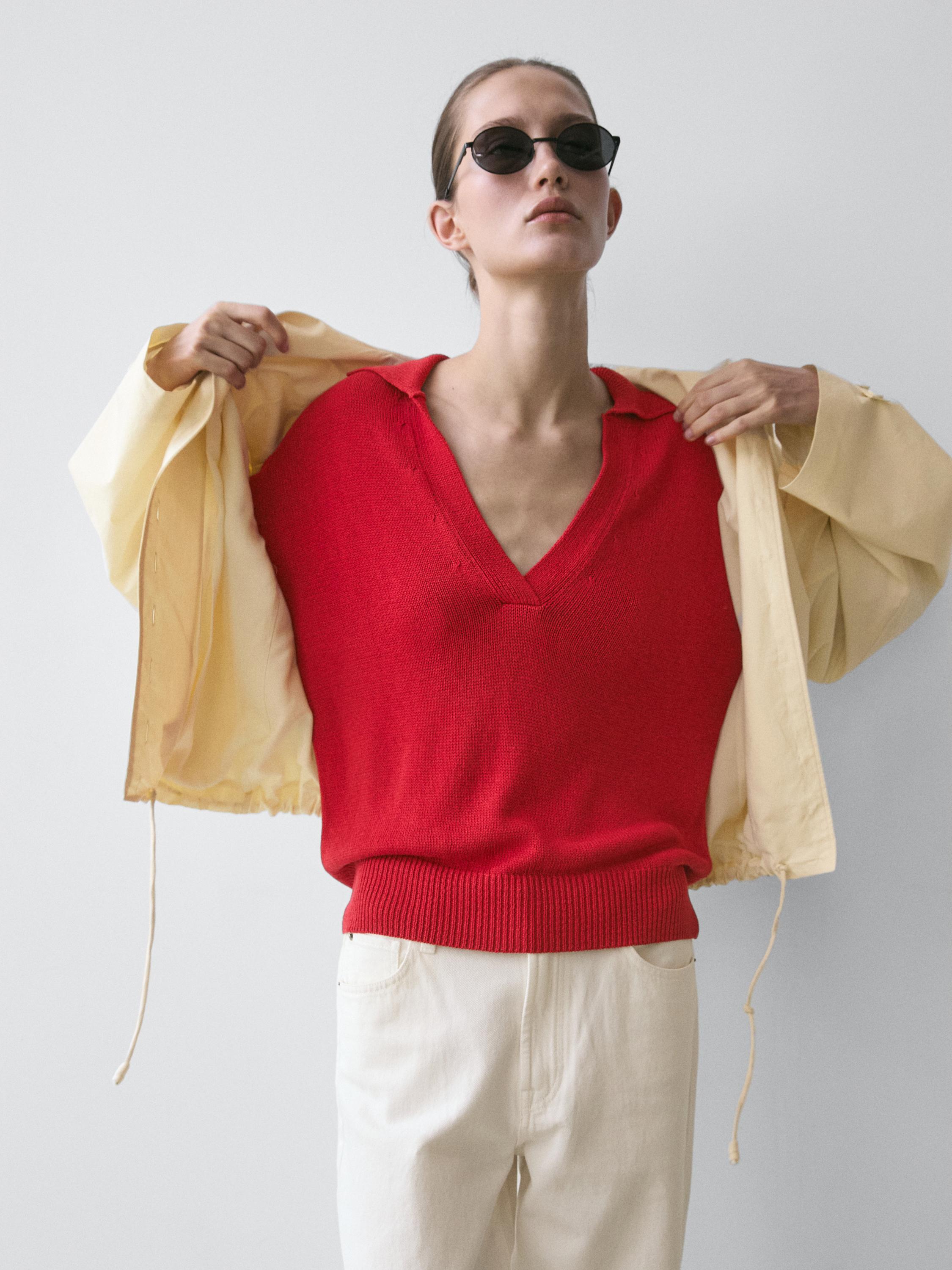 Flowing knit polo sweater — RED