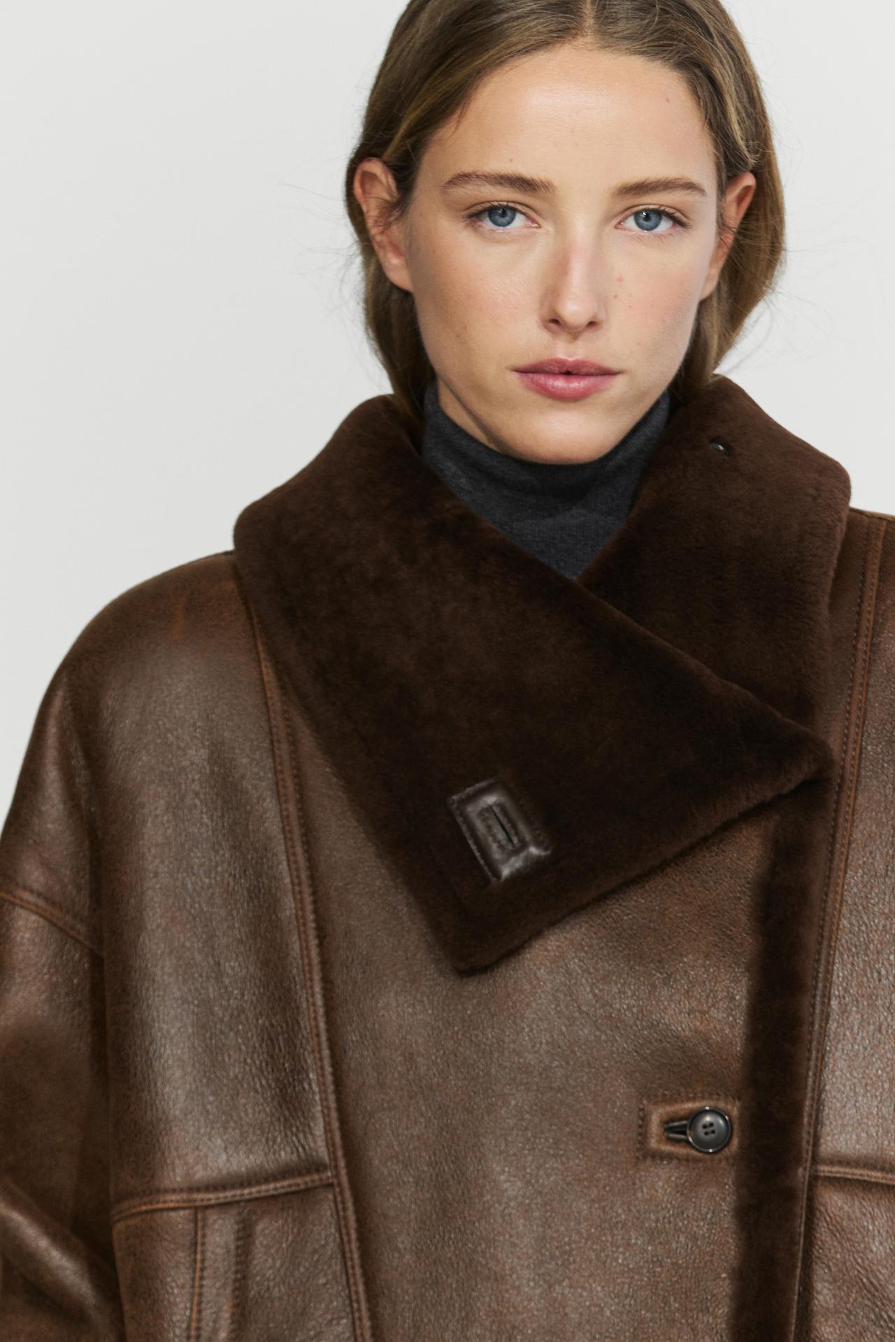 Double-faced leather coat with fur — BROWN