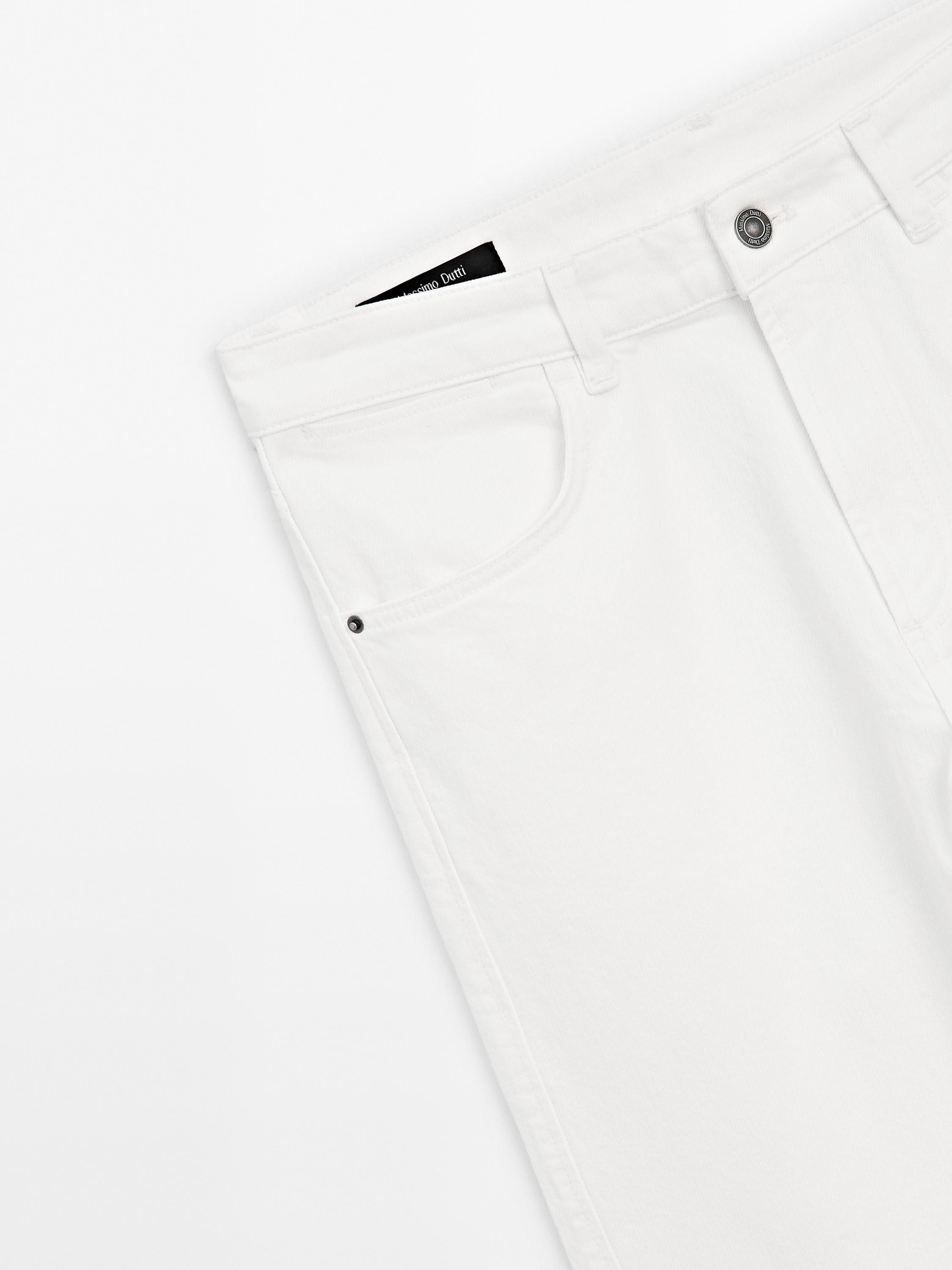 Slim fit jeans