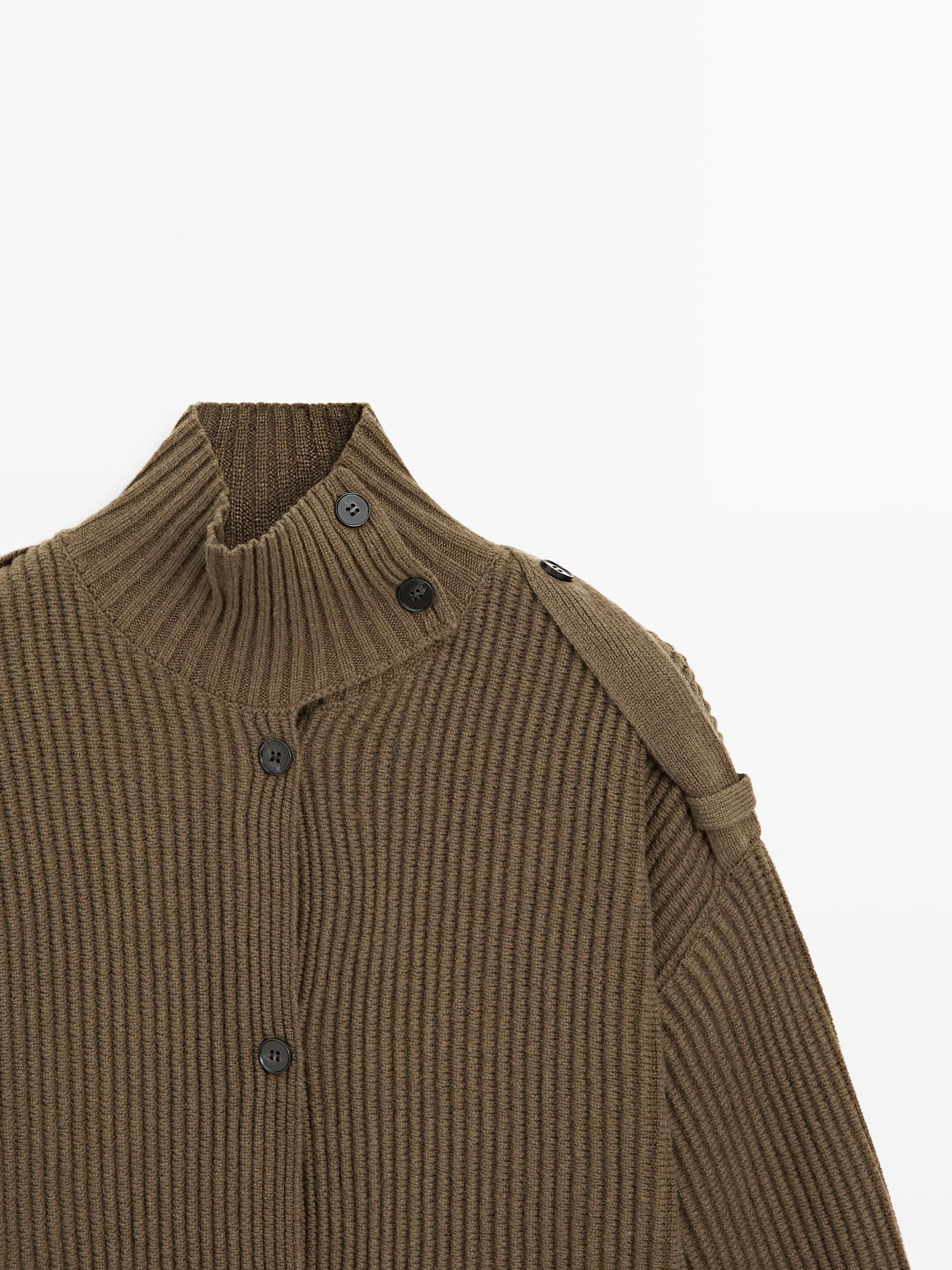 Wool knit cardigan with button details
