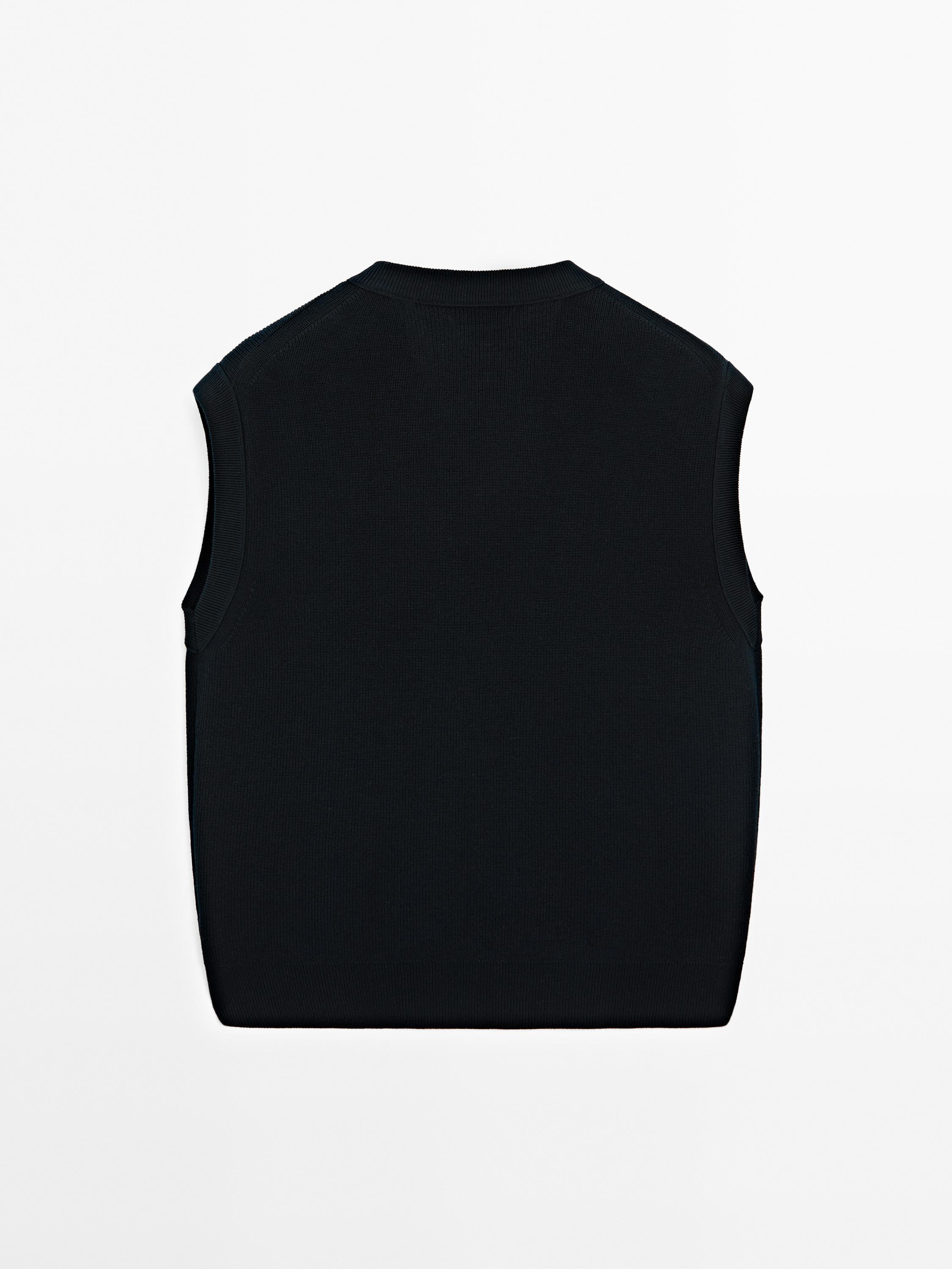 100% cotton knit vest