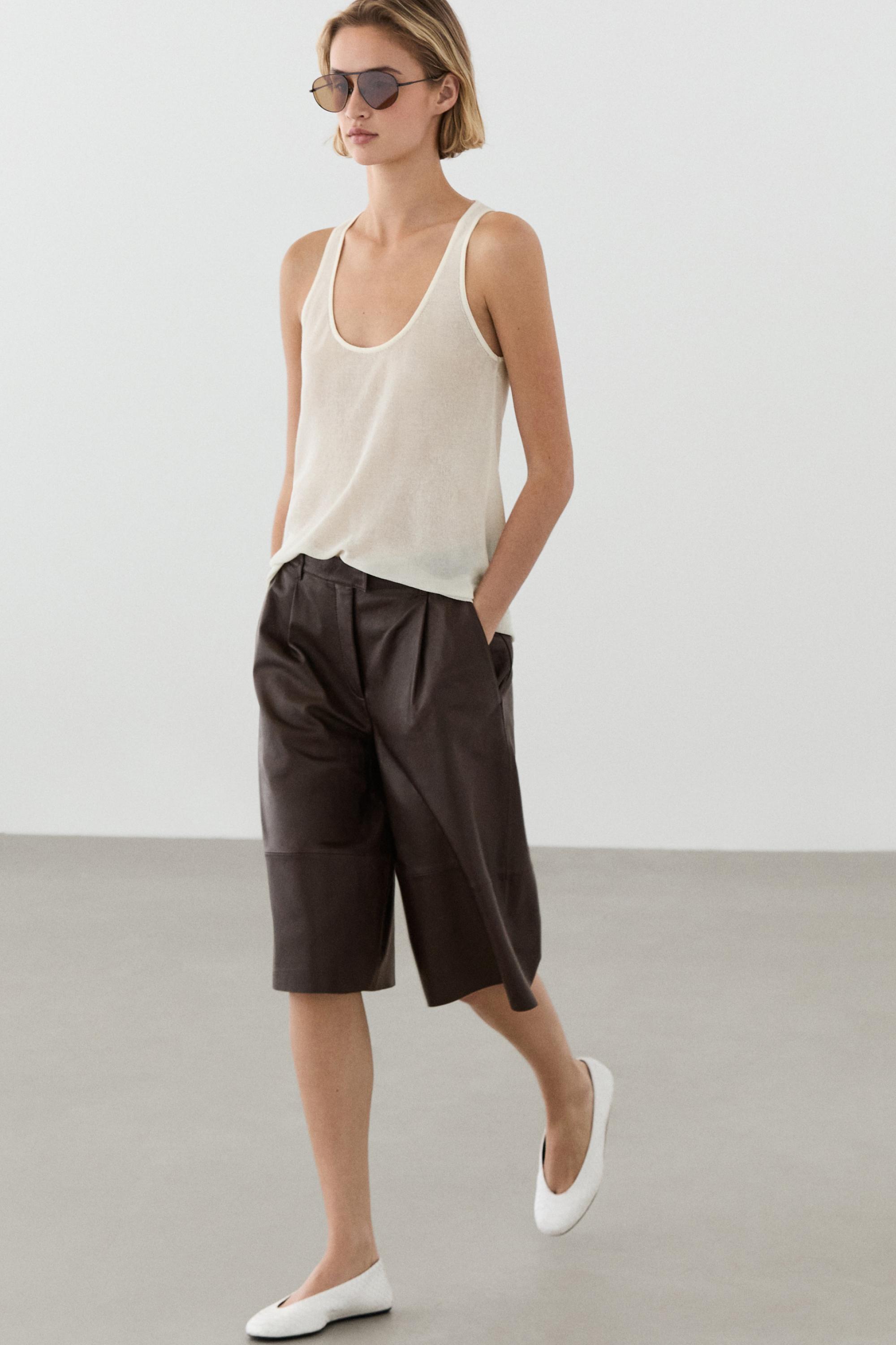 100% linen strappy top — Off white