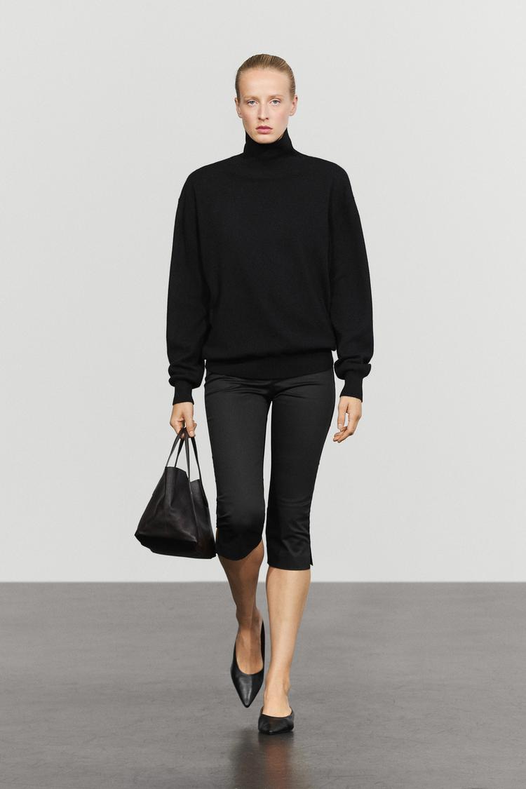 100% cashmere high neck knit sweater — BLACK