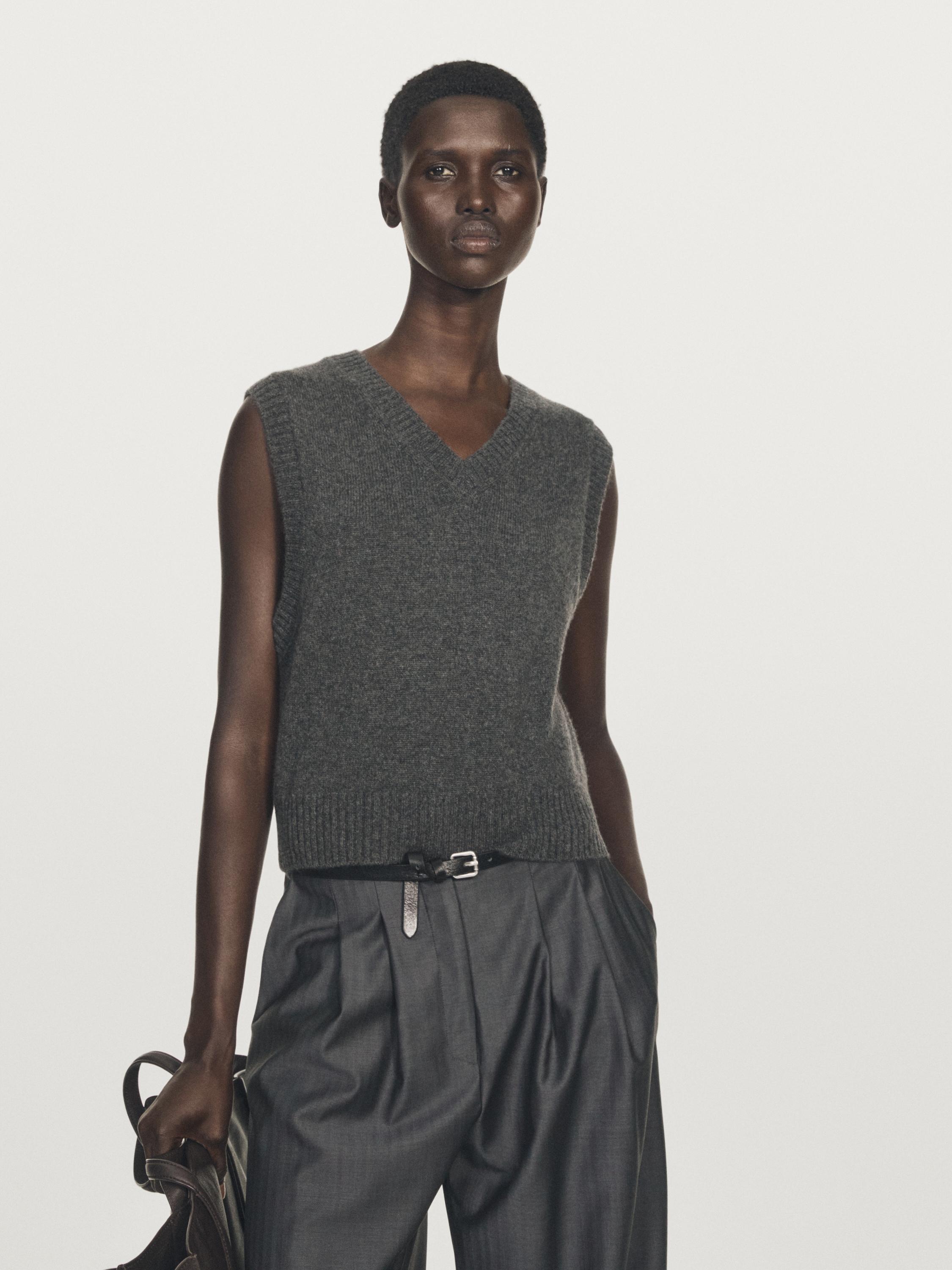 Veste sans manches 100 % cachemire à col en V