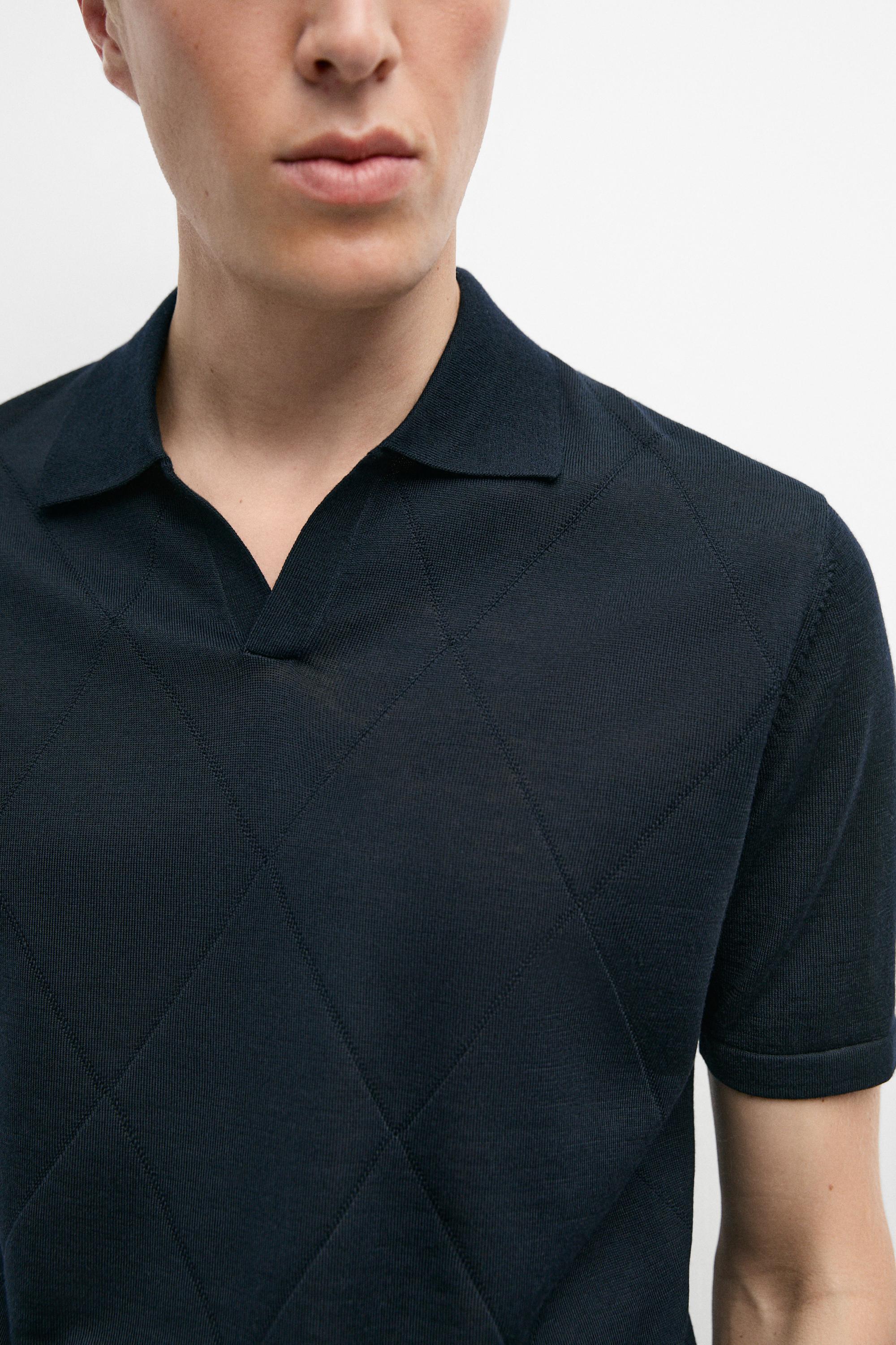 Argyle knit polo sweater — NAVY BLUE