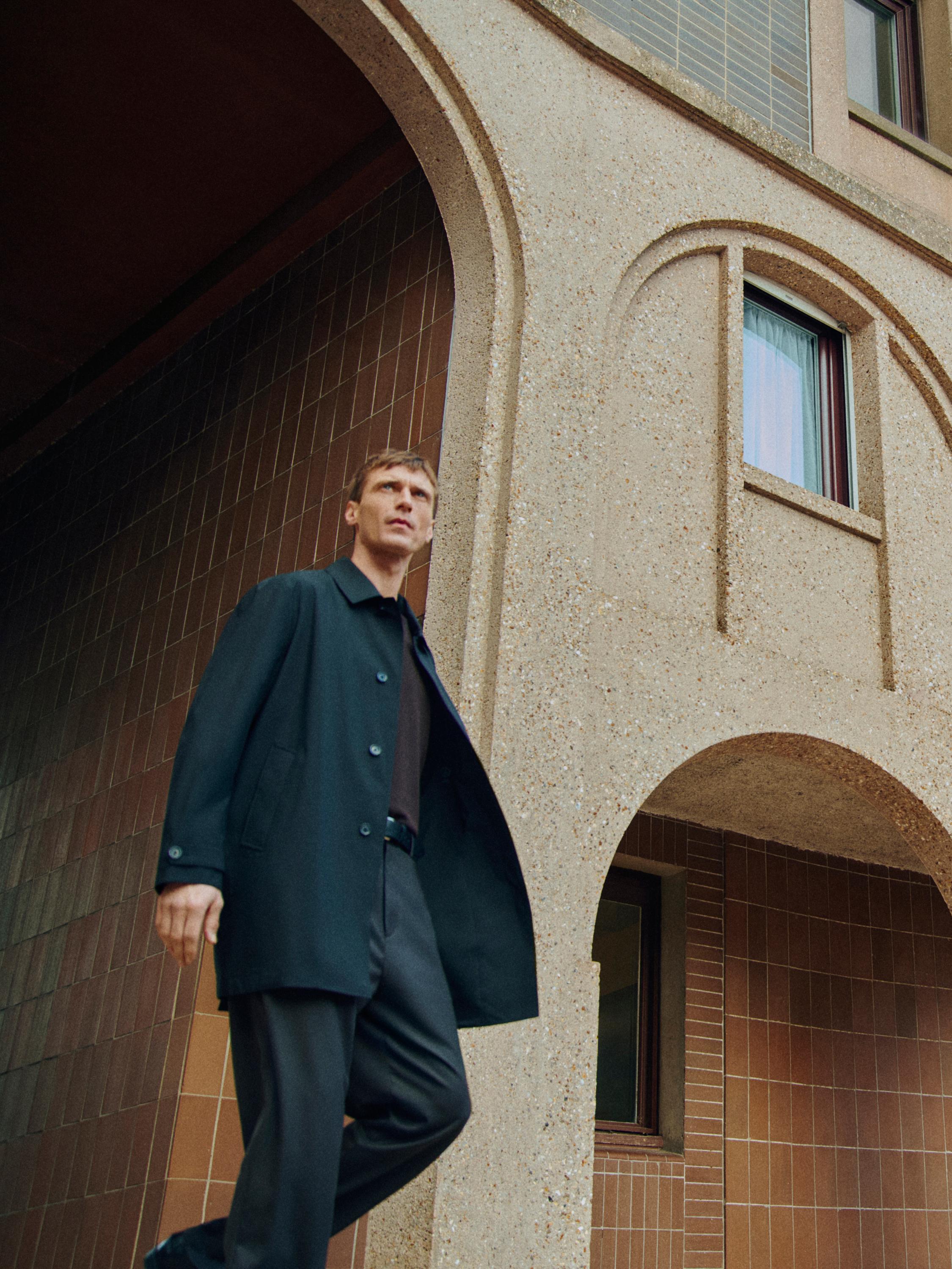 Lightweight technical fabric parka — BLACK