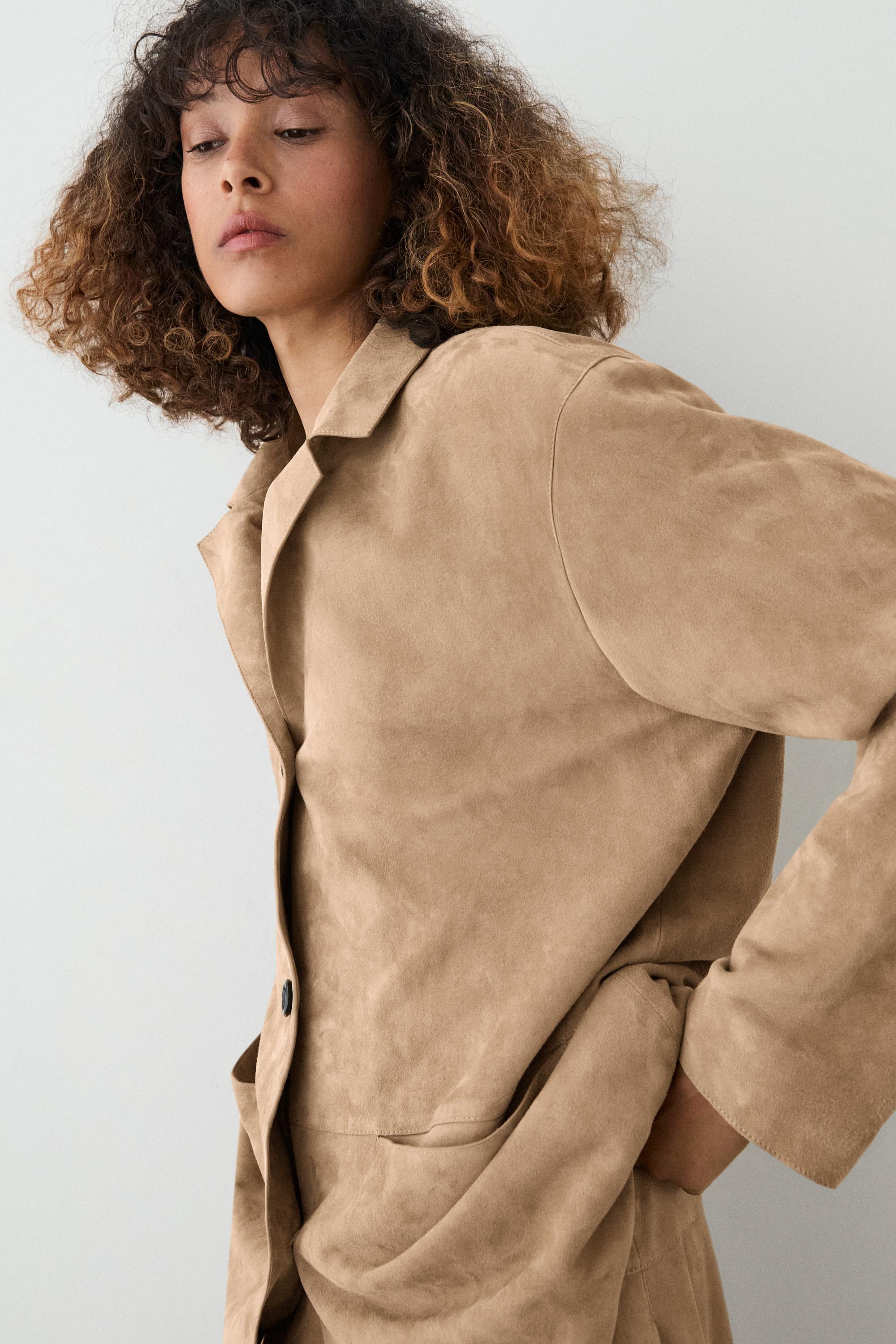 100% suede leather blazer with pocket details — SAND