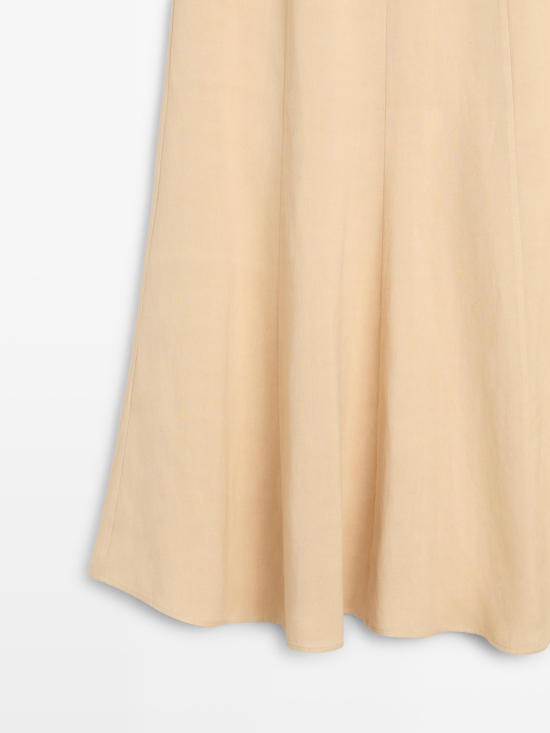 Flowing flared skirt — PALE YELLOW