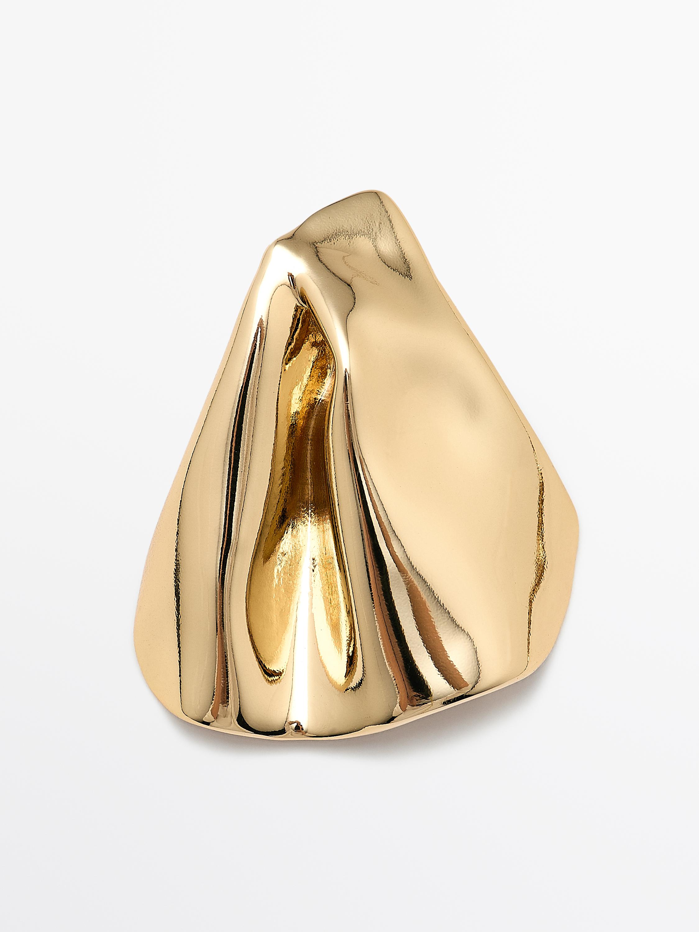 Серьги среднего размера с эффектом плиссе