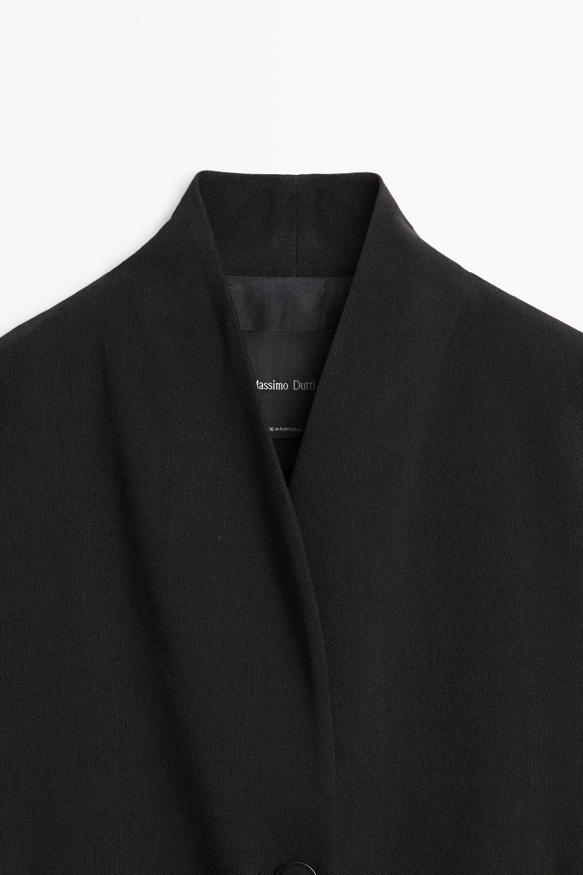 High-neck vest — BLACK