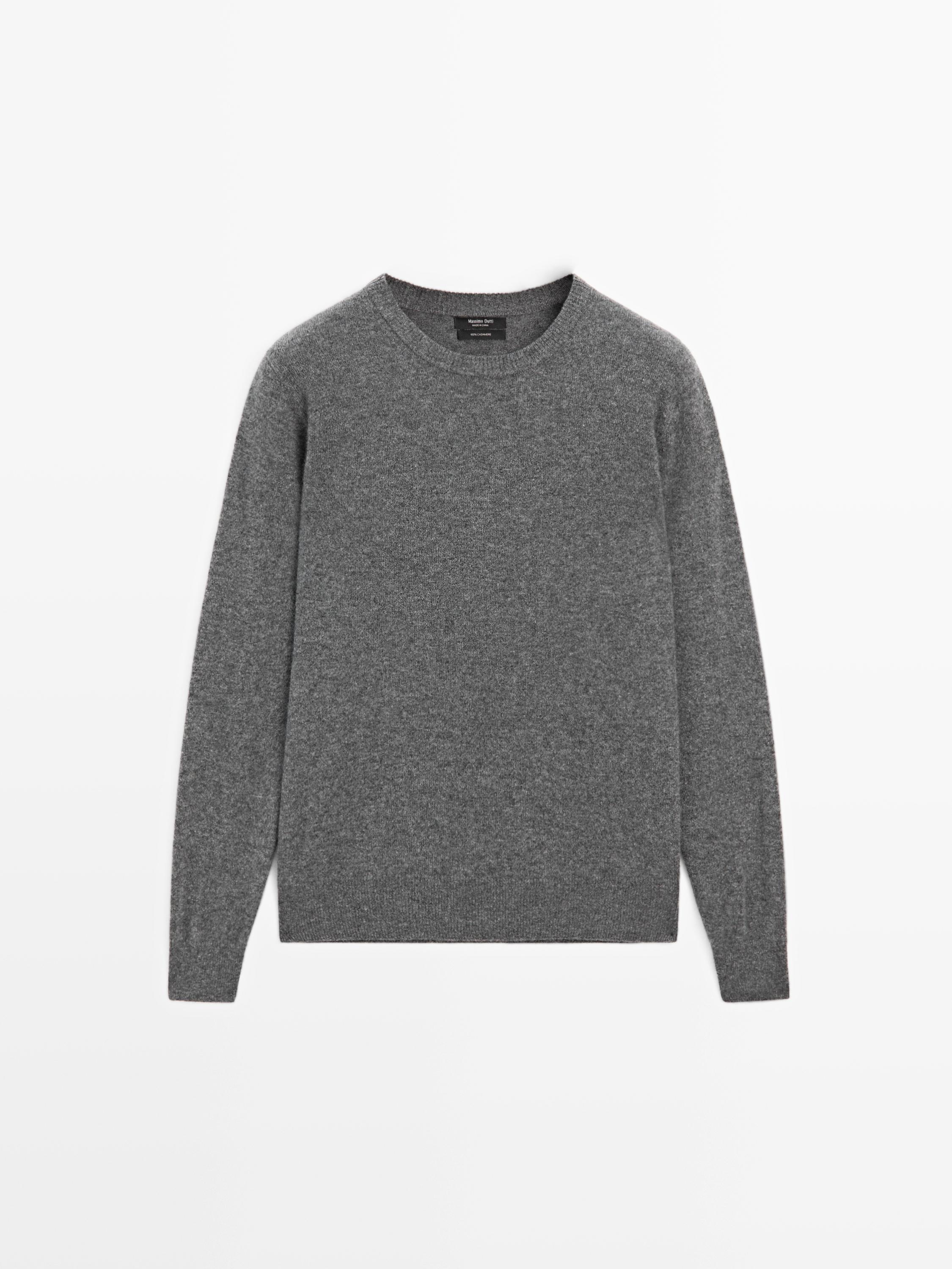 Sweter rajut kasmir dengan leher bulat