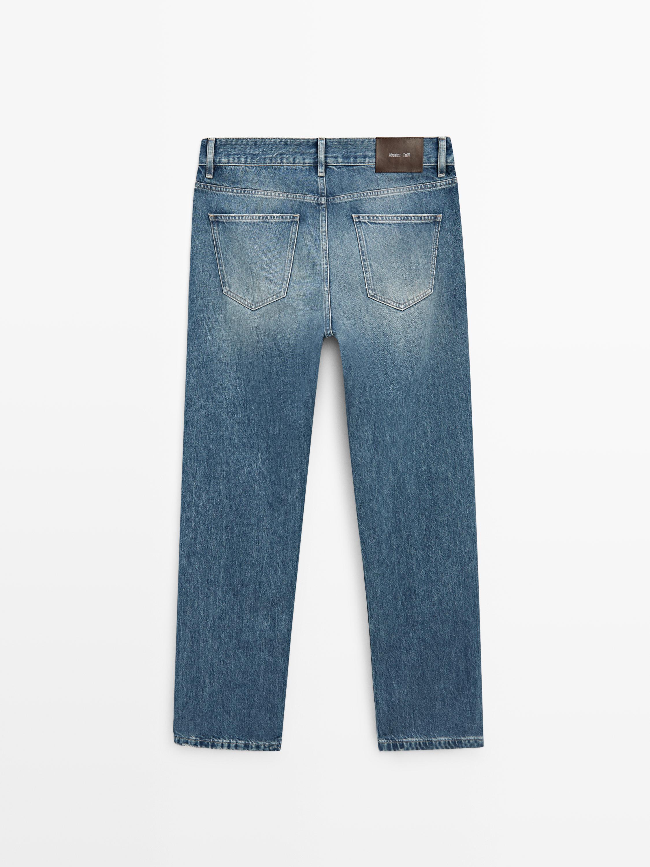 Straight-leg jeans