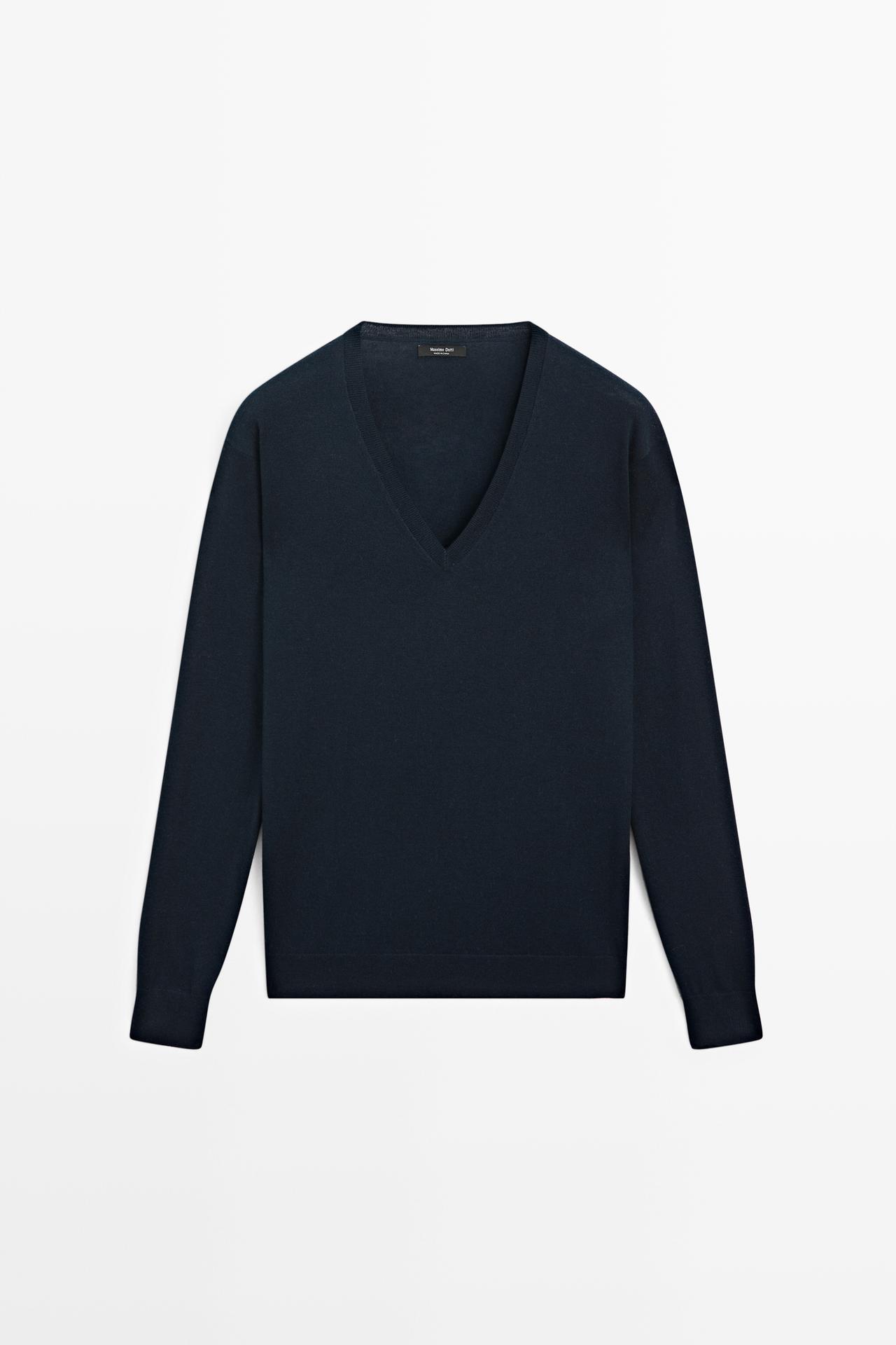 V-neck knit sweater — NAVY BLUE