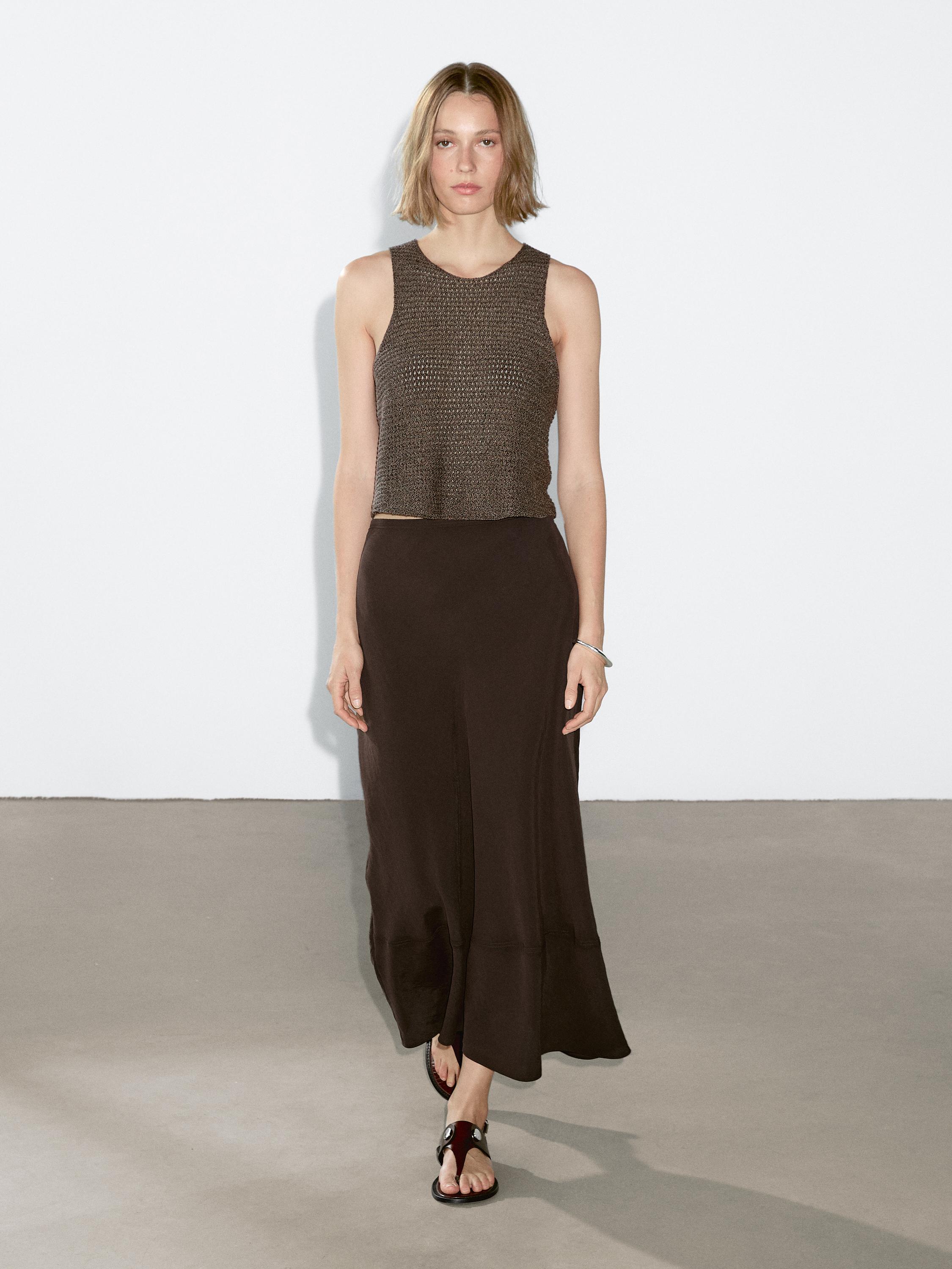 Lace-trimmed midi skirt with seam detail