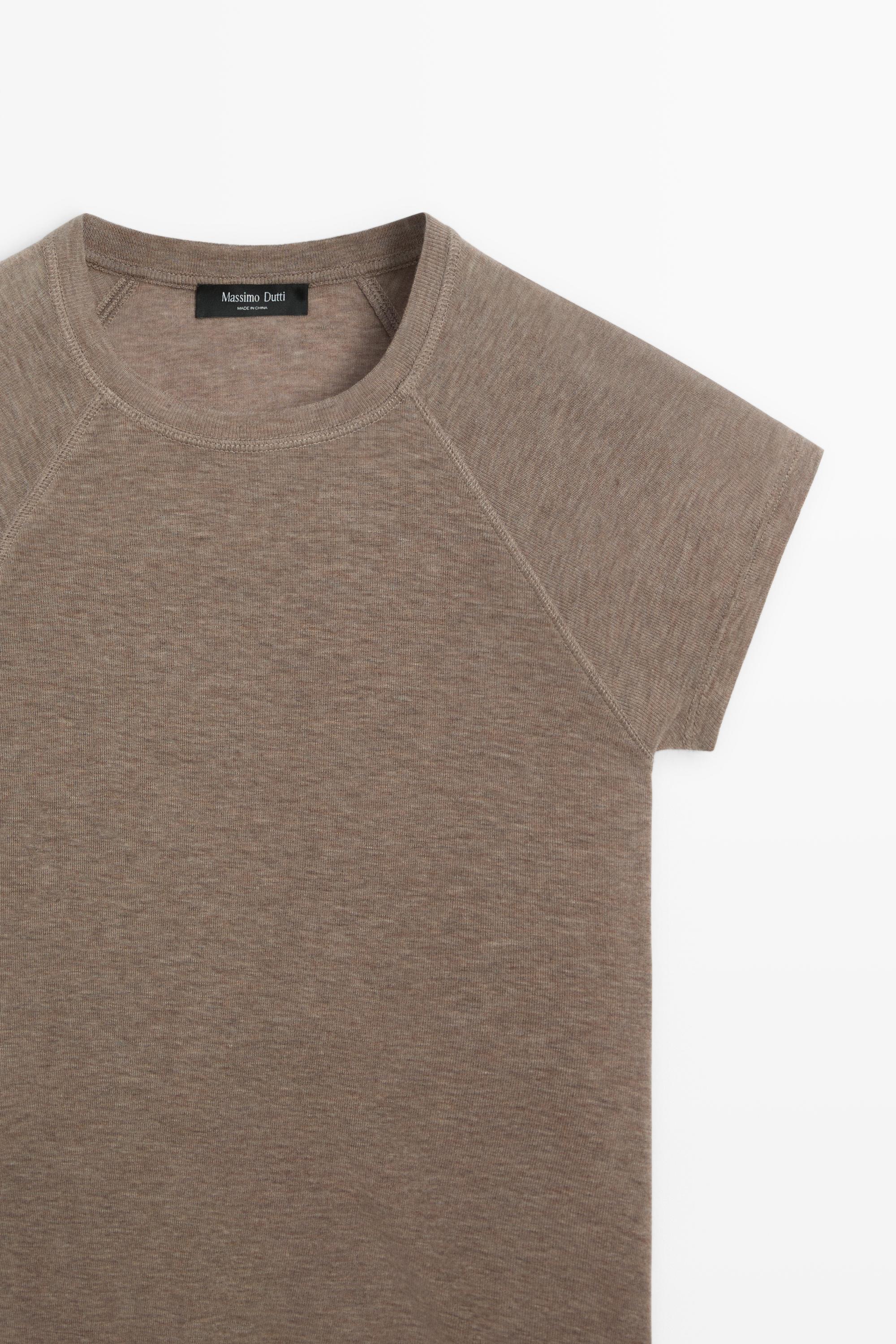Koszulka z krótkim rękawem typu raglan