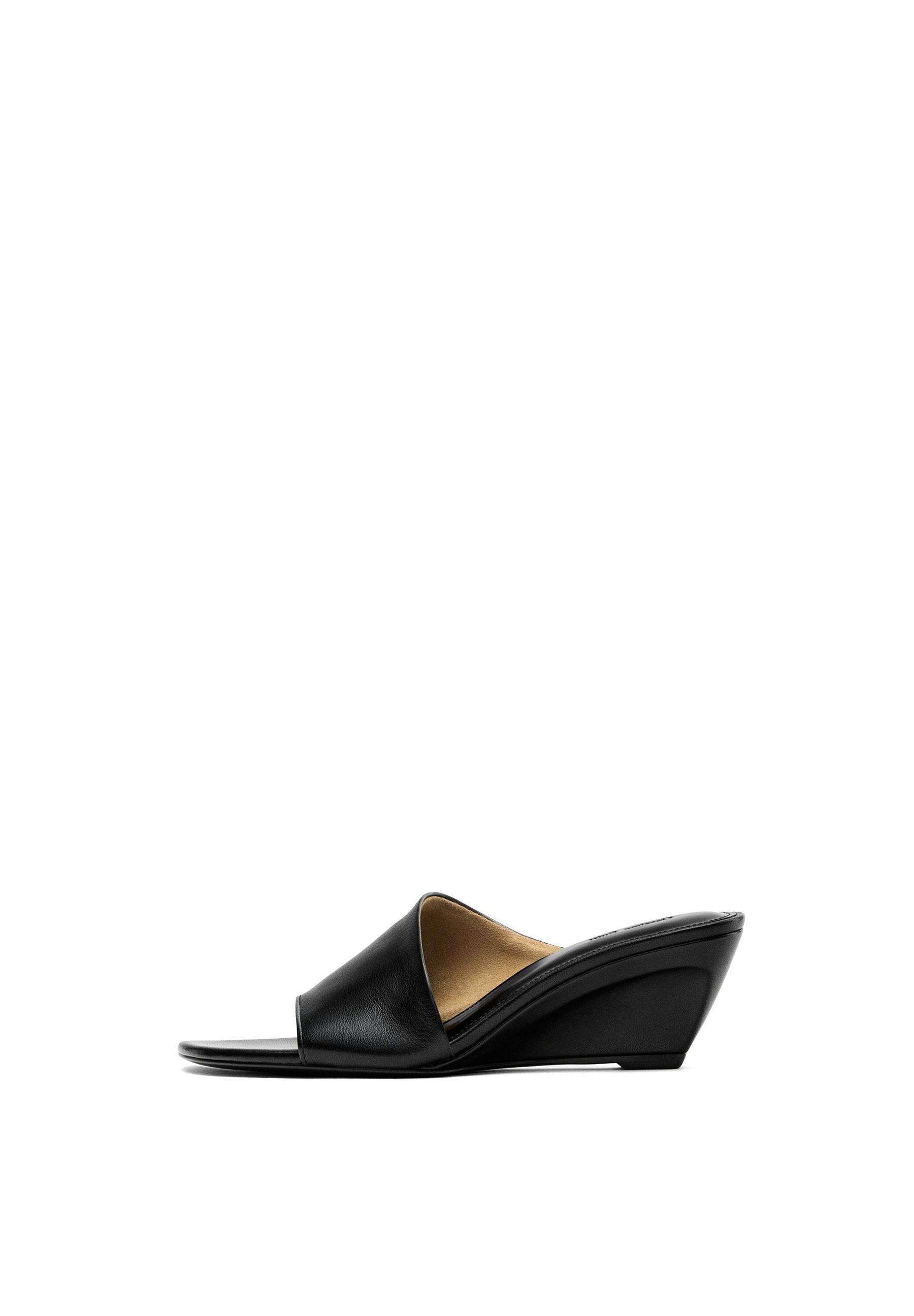 Soft leather wedge heel sandals — BLACK
