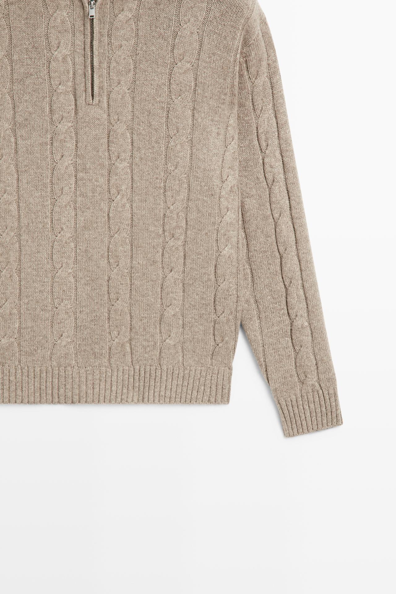 Cable knit mock neck sweater — STONE