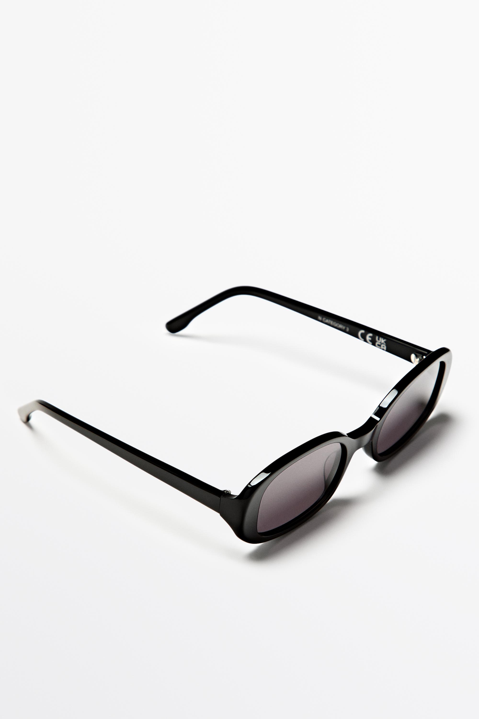 90s-style rounded sunglasses — BLACK