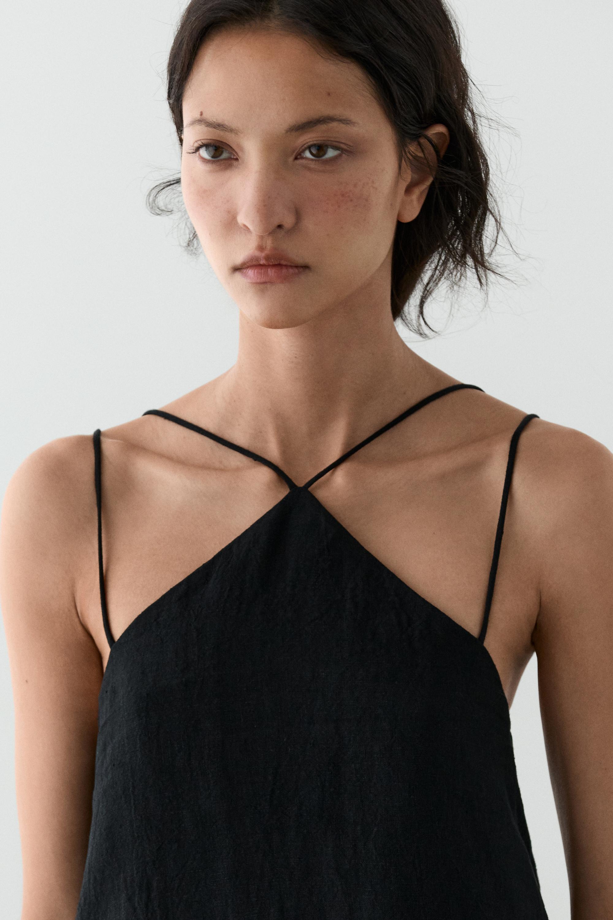 Flowing strappy 100% linen dress — BLACK