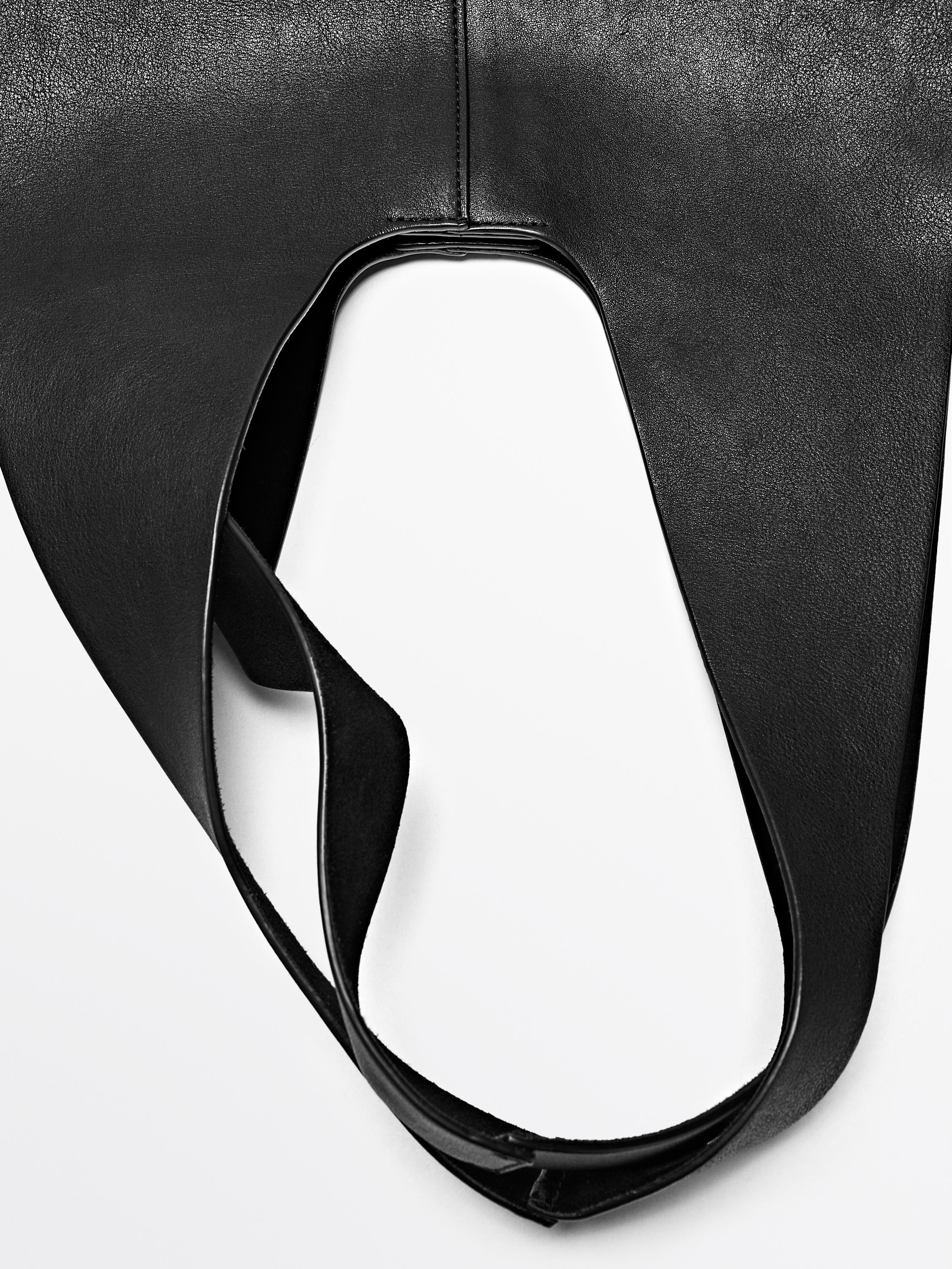 Nappa leather tote bag — BLACK
