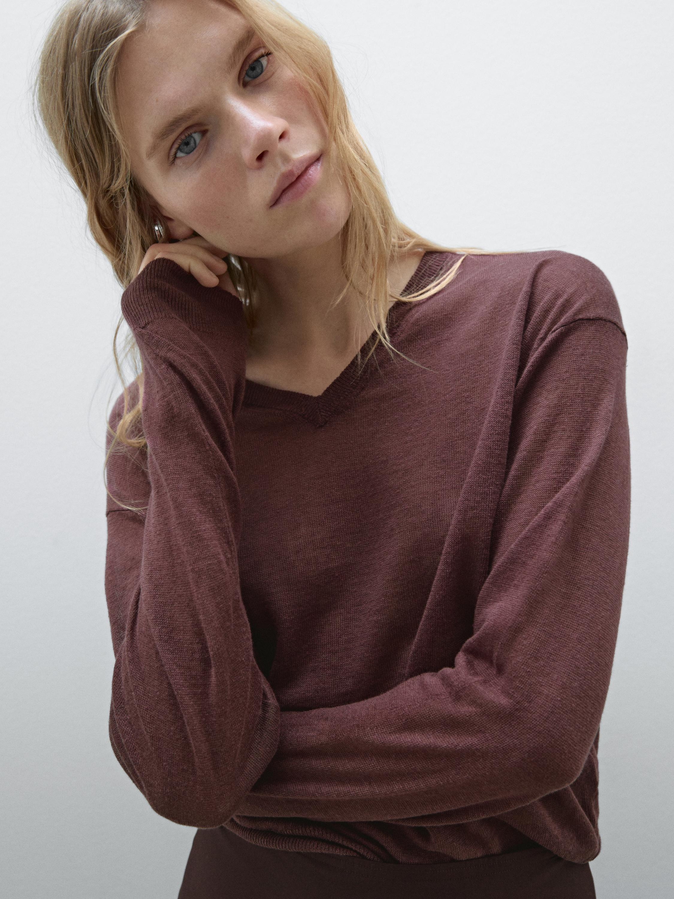 100% linen knit V-neck sweater